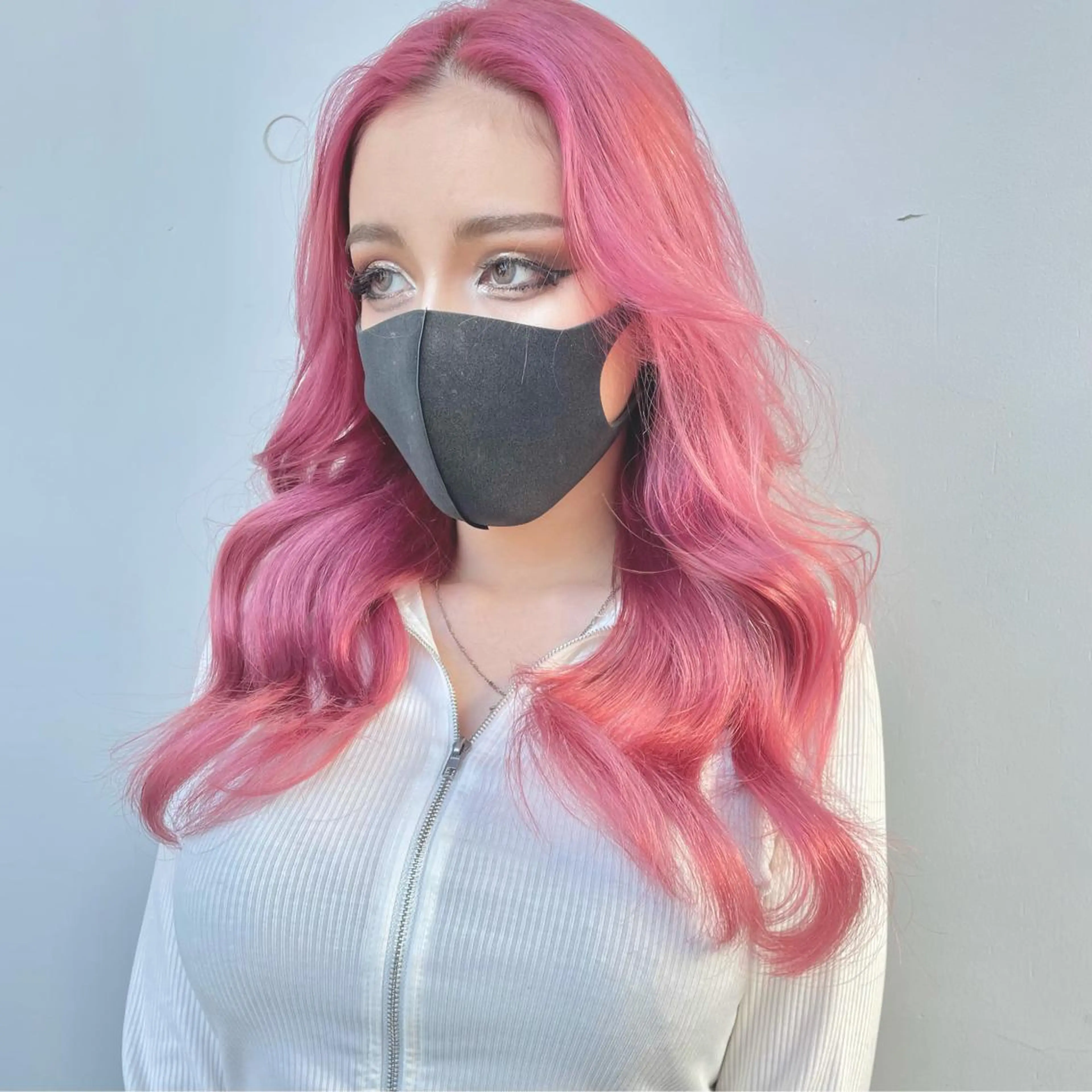 ロング カラー ブリーチ ケアブリーチ ダブルカラー インナーカラー ピンクカラー もにか🌞原宿/渋谷 🌝ブリーチカラーのヘアスタイル