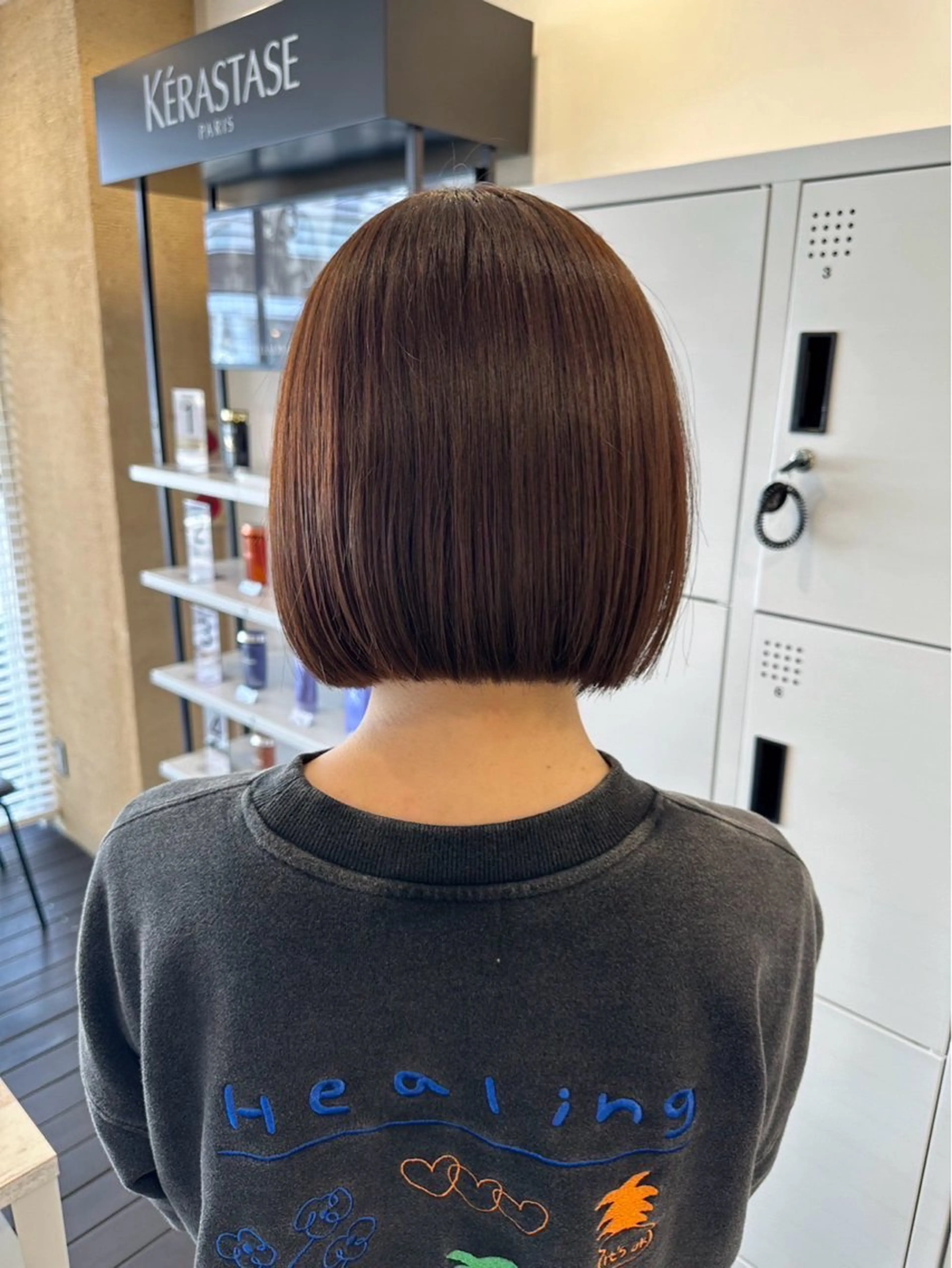 ショート ボブ GRANDEUR 奥澤のヘアスタイル