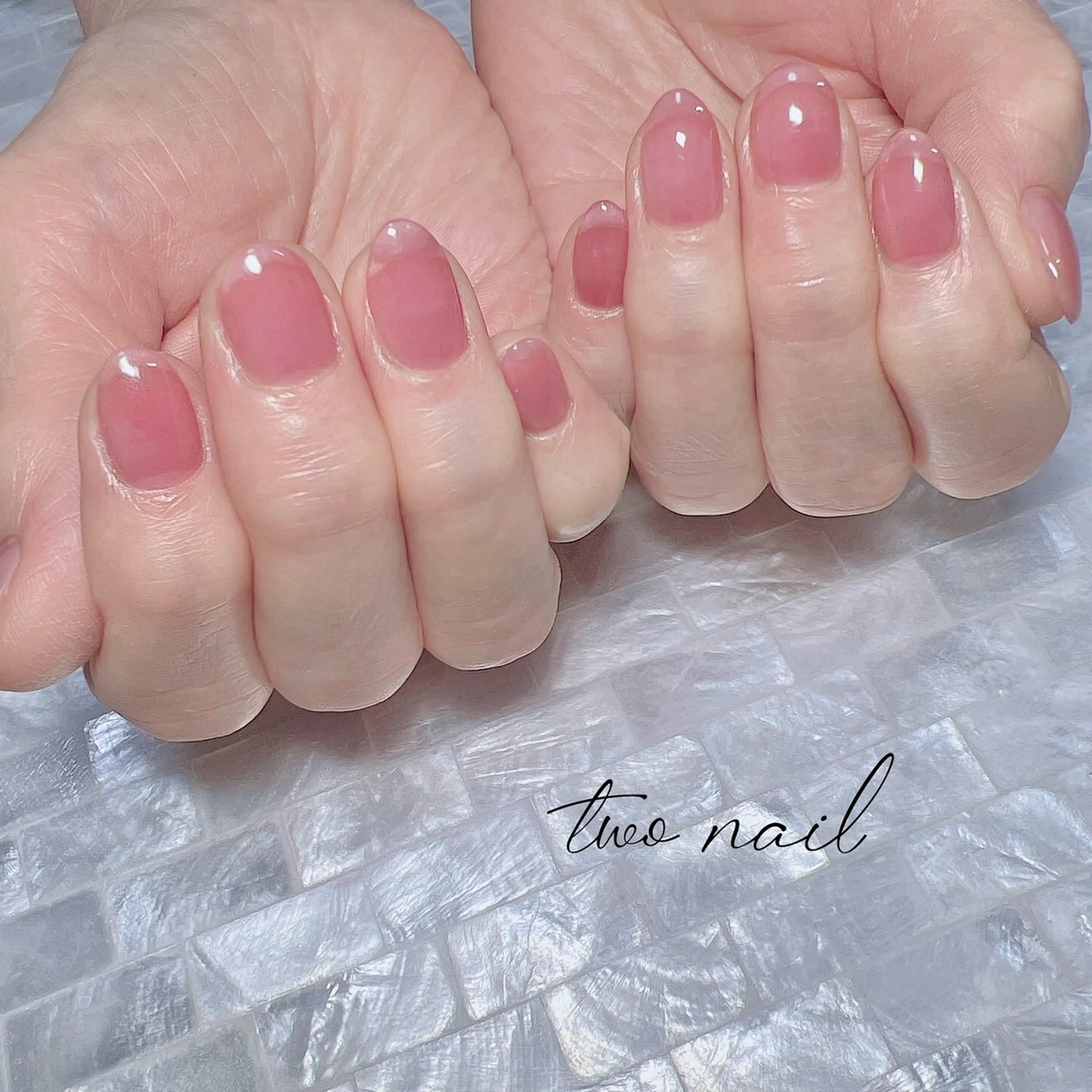 ネイル ネイルチップ ホワイト ハンドネイル two nailのネイルデザイン