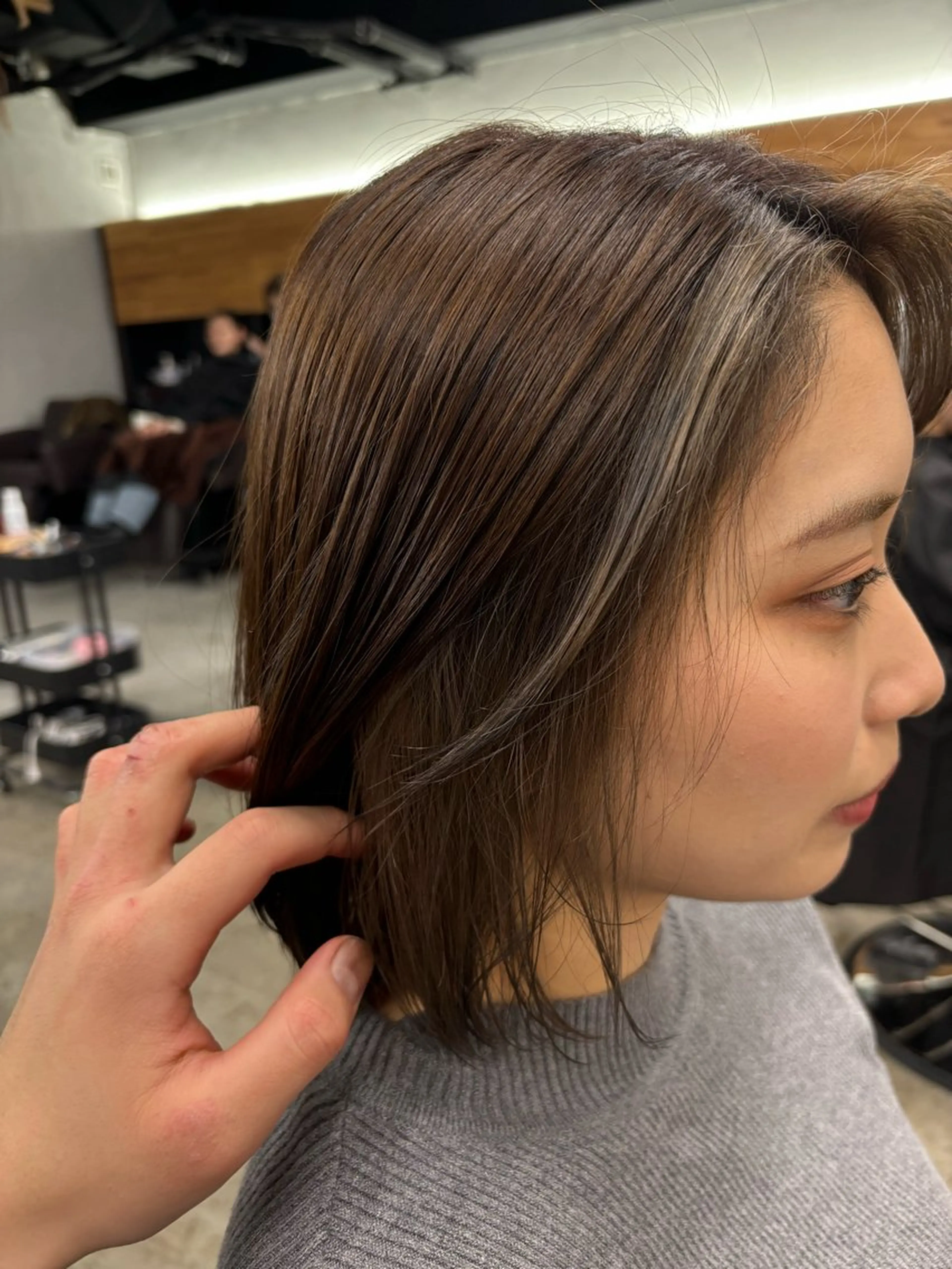 ショート カラー mono / Manatoのヘアスタイル