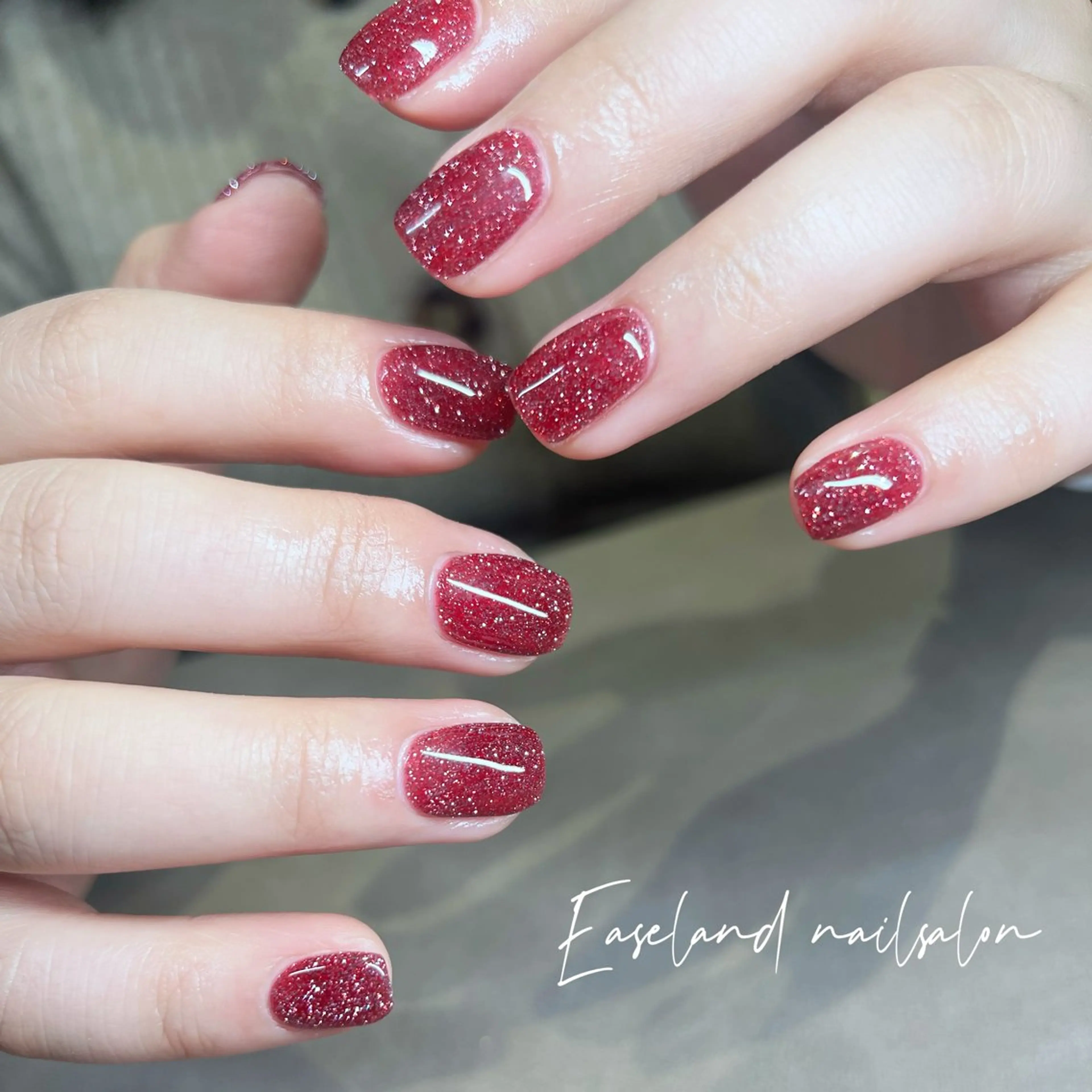 ネイル フラッシュネイル 赤色 ハンドネイル Ease Landのネイルデザイン