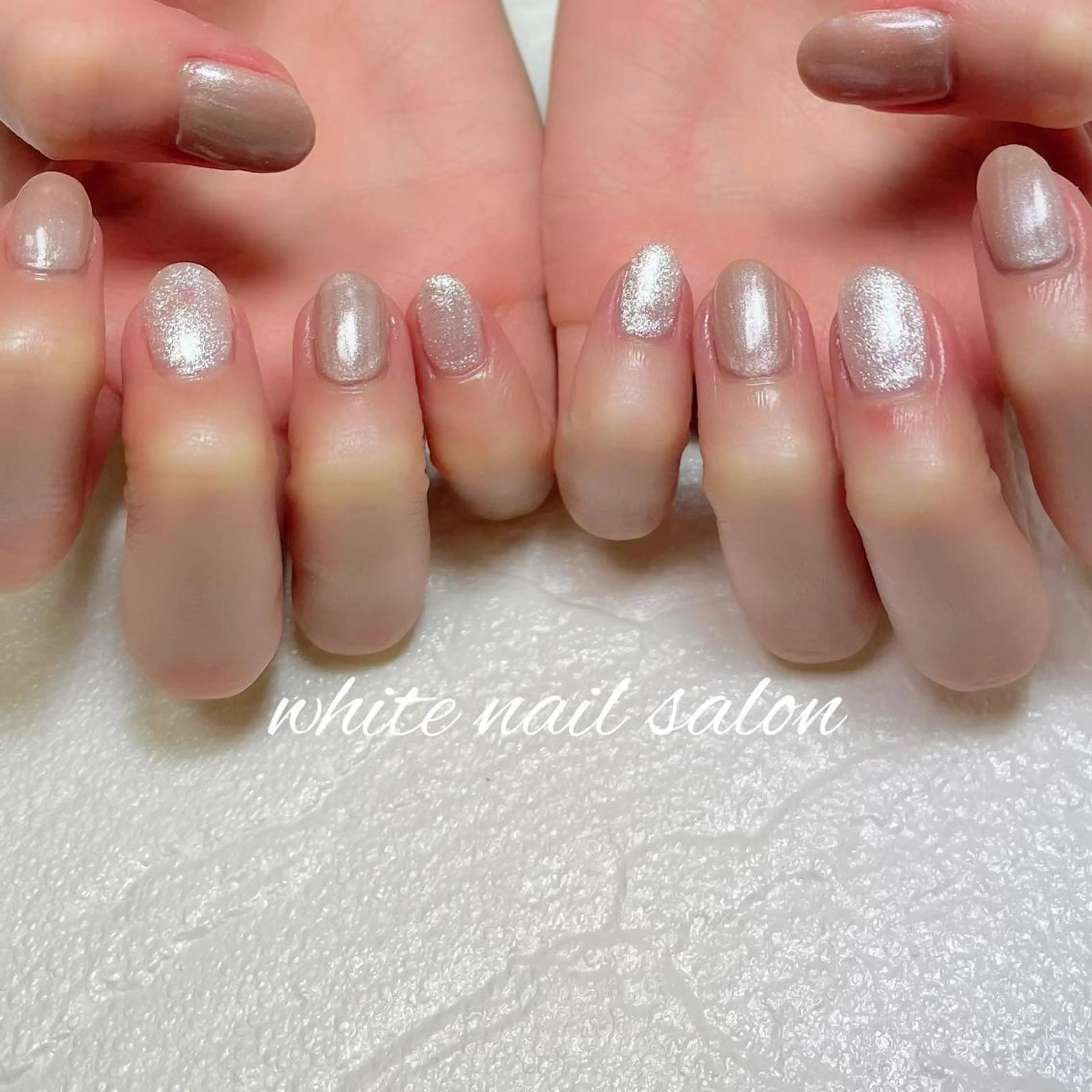 ネイル フットネイル ジェルネイル ハードジェル ラメ(グリッター) 持ち込み white nail salonのネイルデザイン