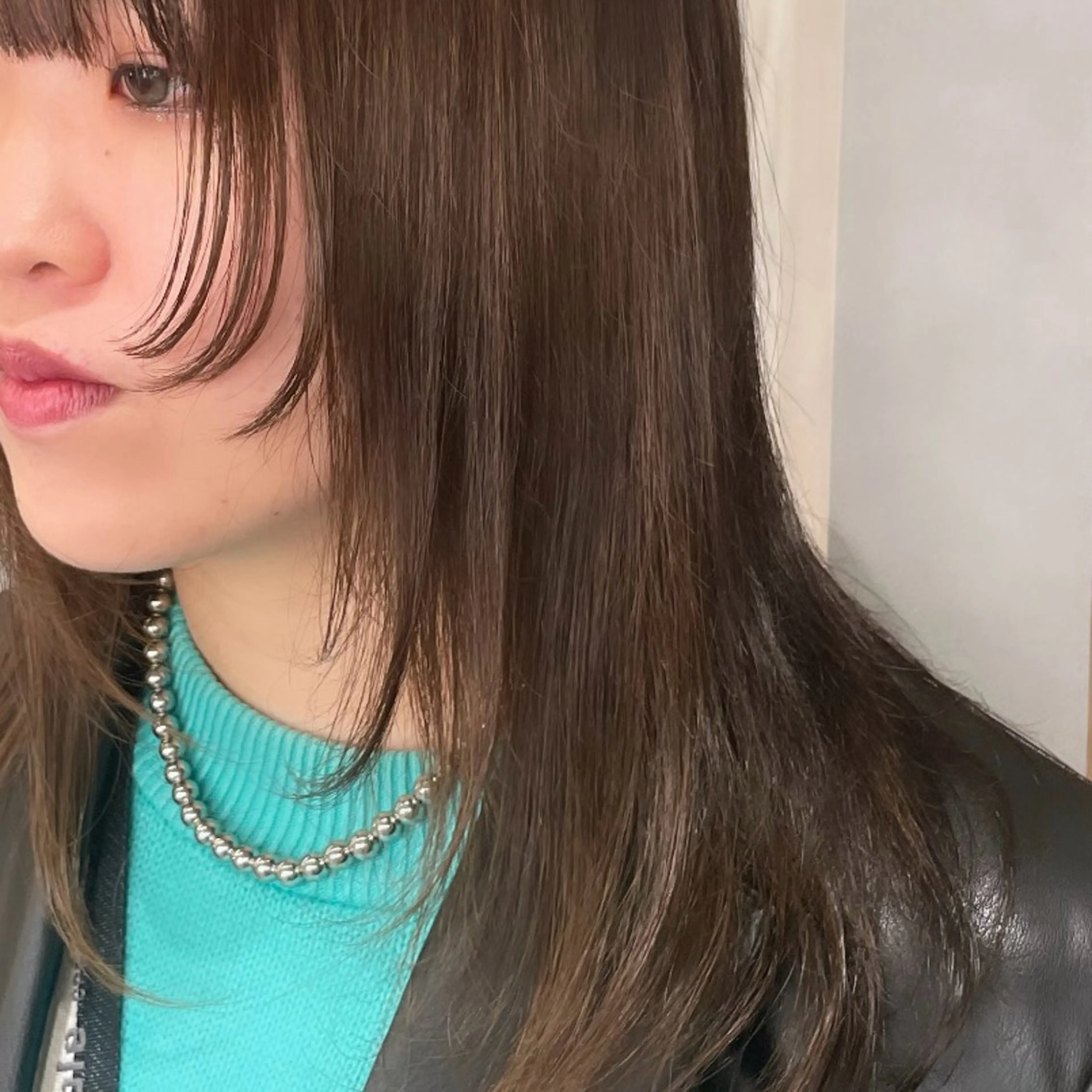 ミディアム レイヤーカット カット Rui/透明感カラー 暖色/レイヤーカットのヘアスタイル