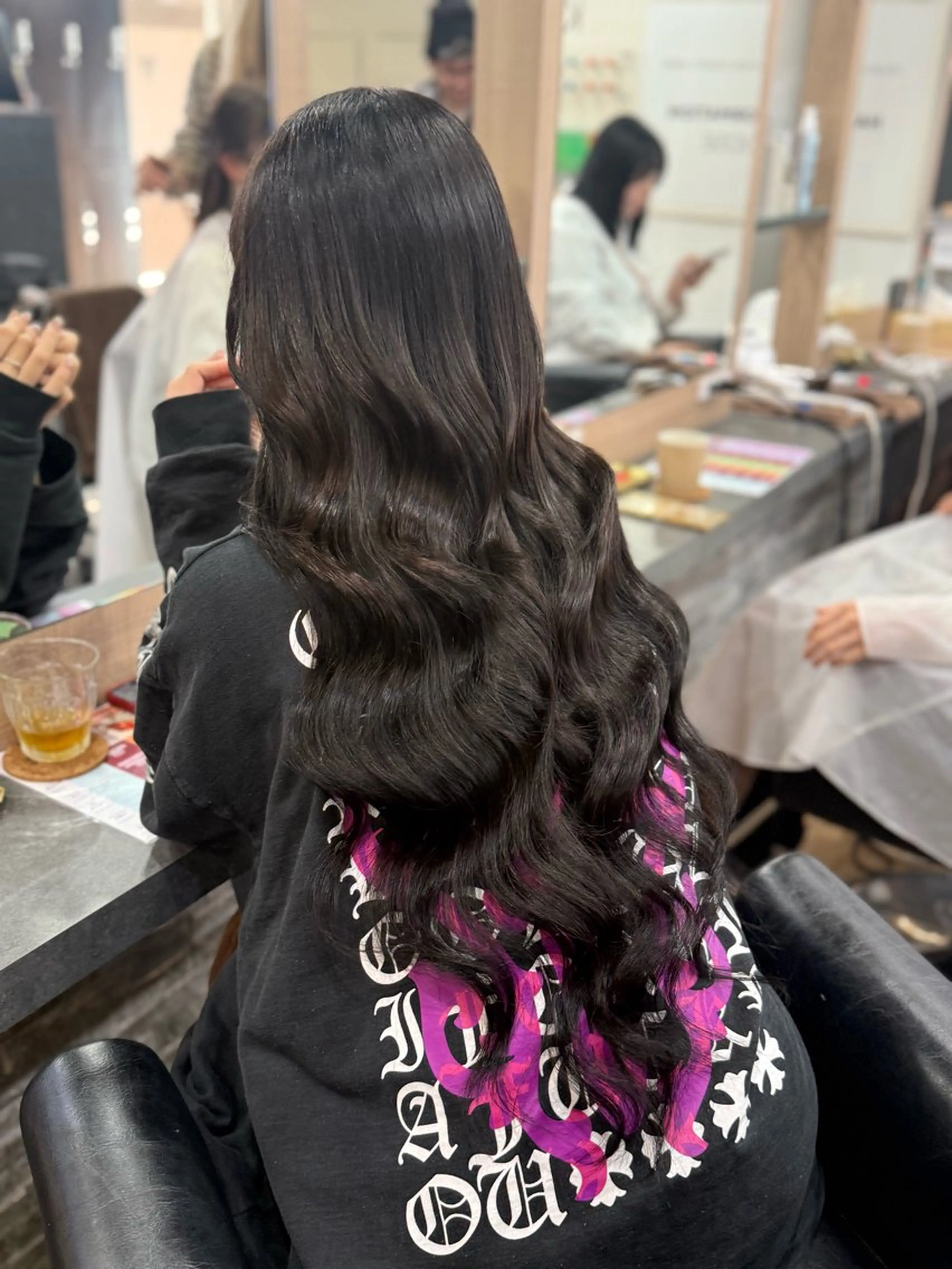 ロング カラー シールエクステ アッシュ ブラウンカラー ダークアッシュ ダークブラウン カット ヘアカラー エクステ ハイトーン/エクステ 横浜/RIEのヘアスタイル