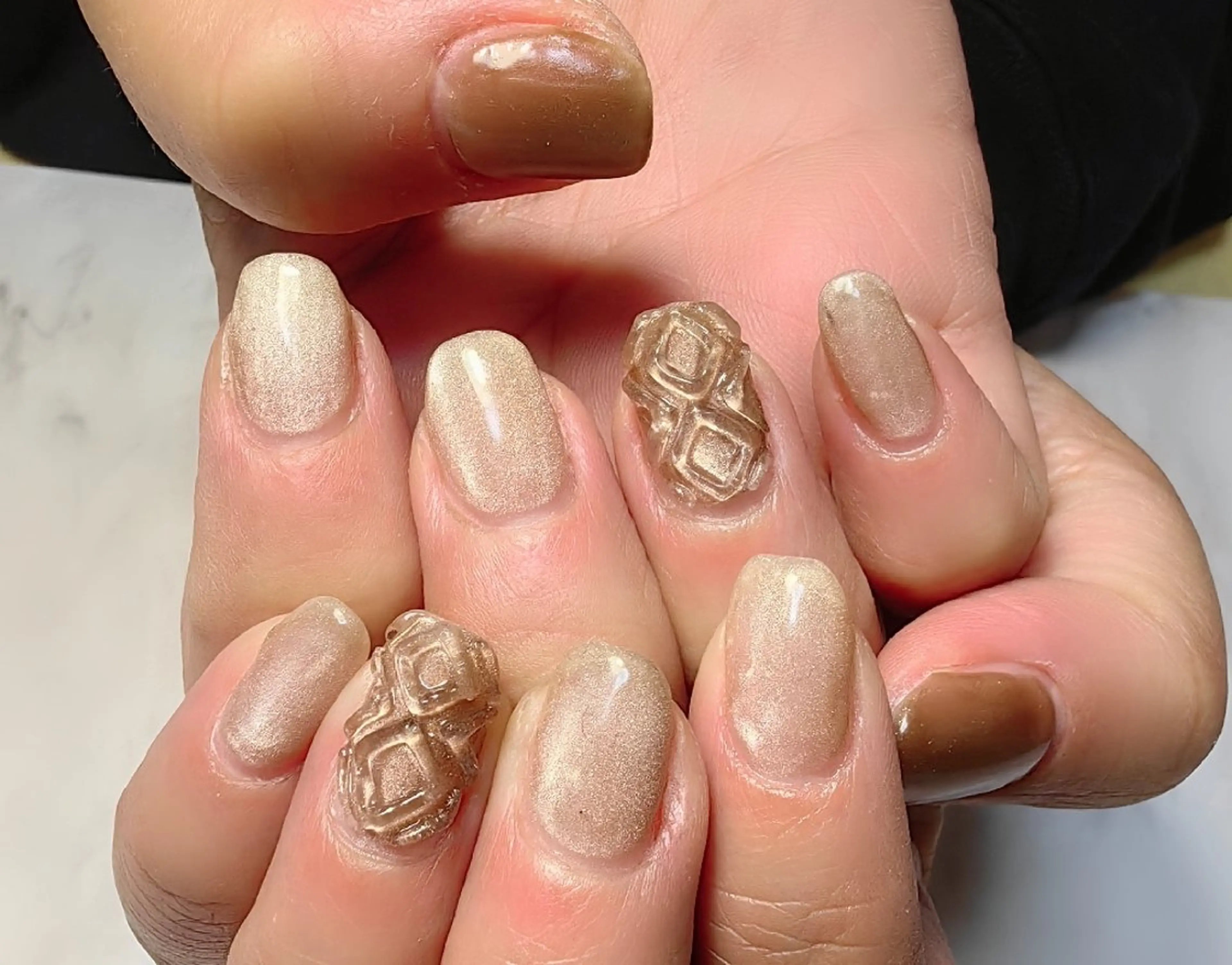 ネイル 持ち込み ハンドネイル reve あやののネイルデザイン