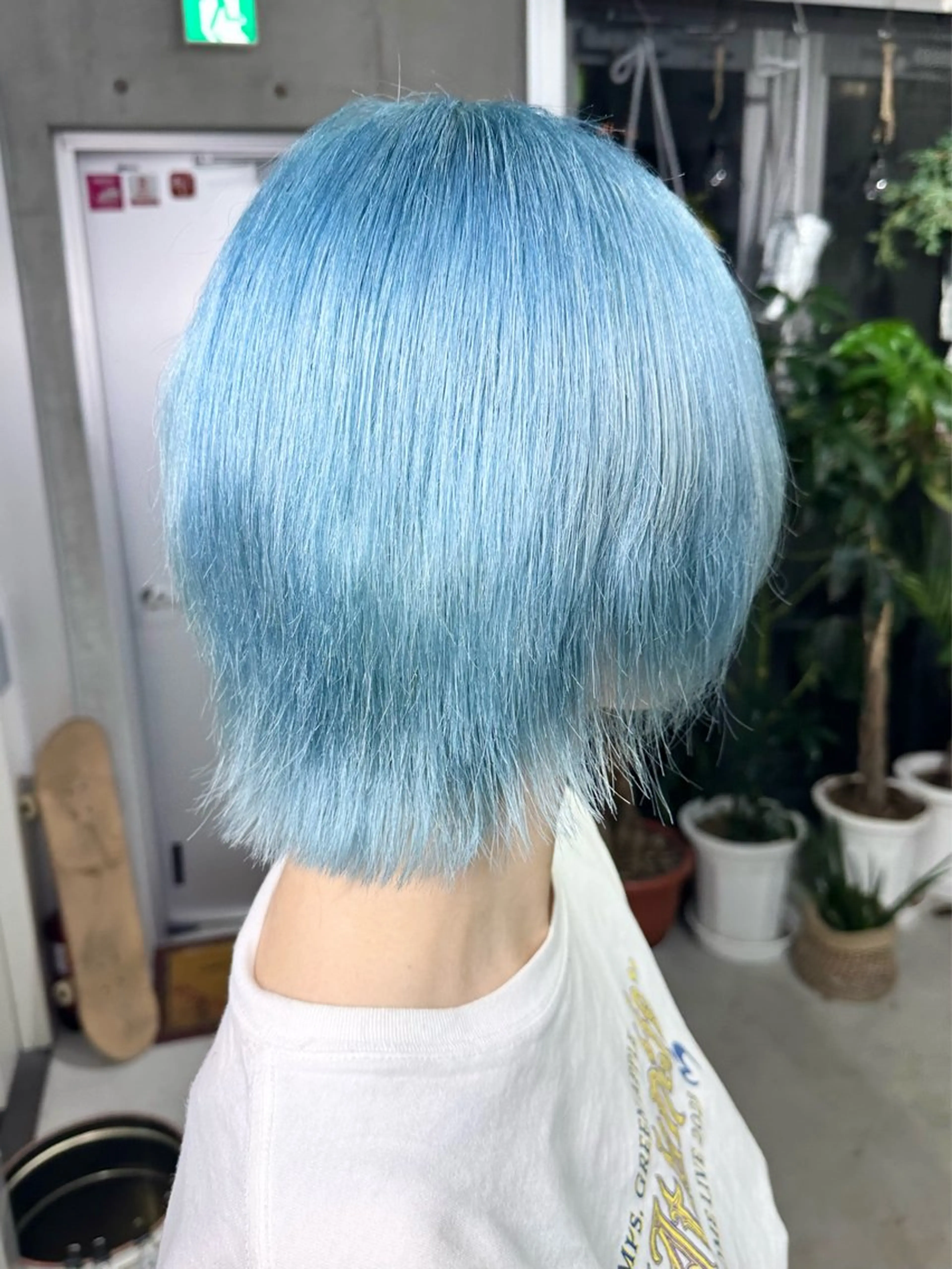 ショート カラー ブリーチ ブルーカラー ヘアカラー トリートメント 名古屋のピンク好き かずくん🦩のヘアスタイル
