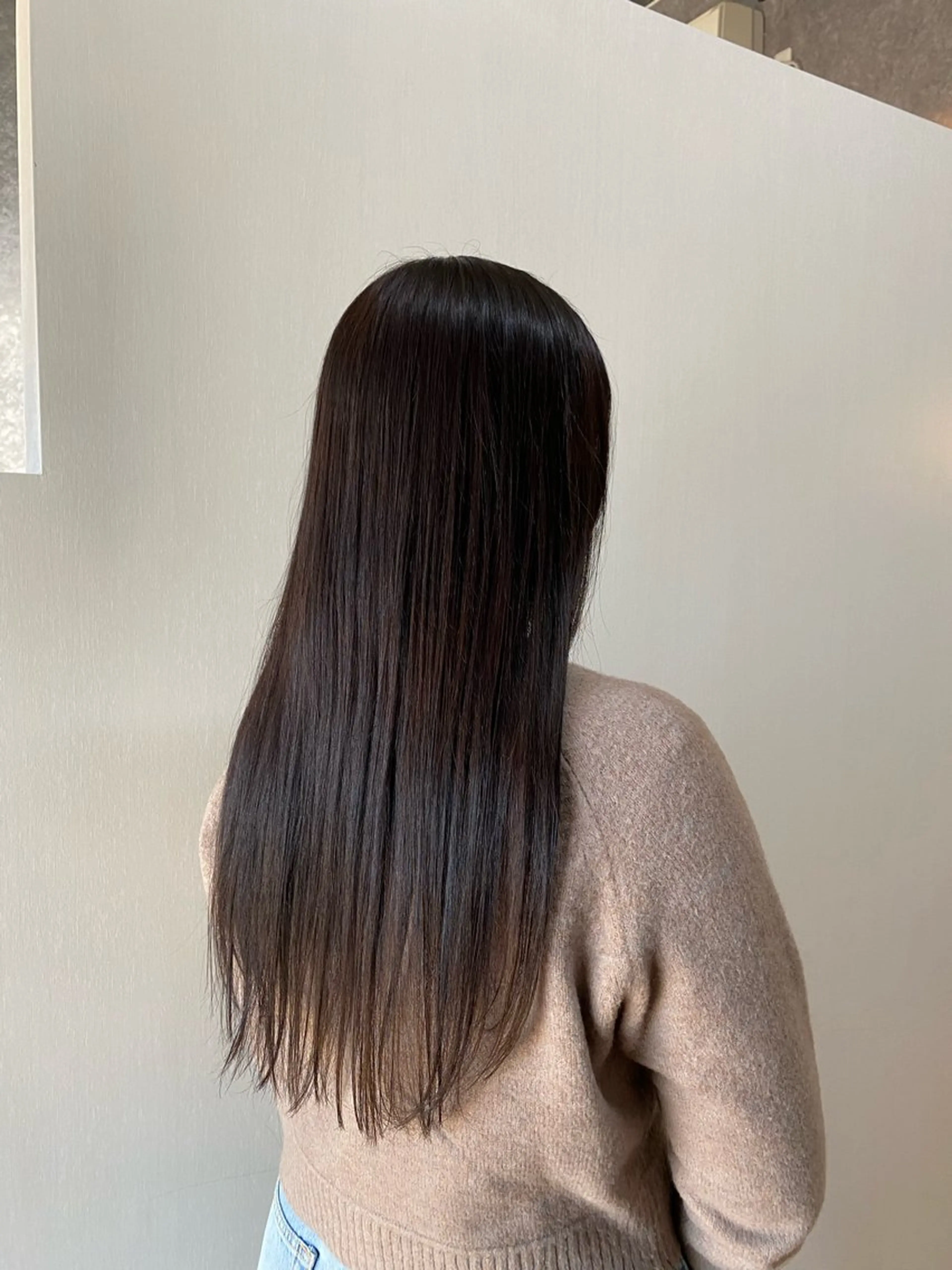 ロング ヘアカラー トリートメント 萩原 彩音のヘアスタイル