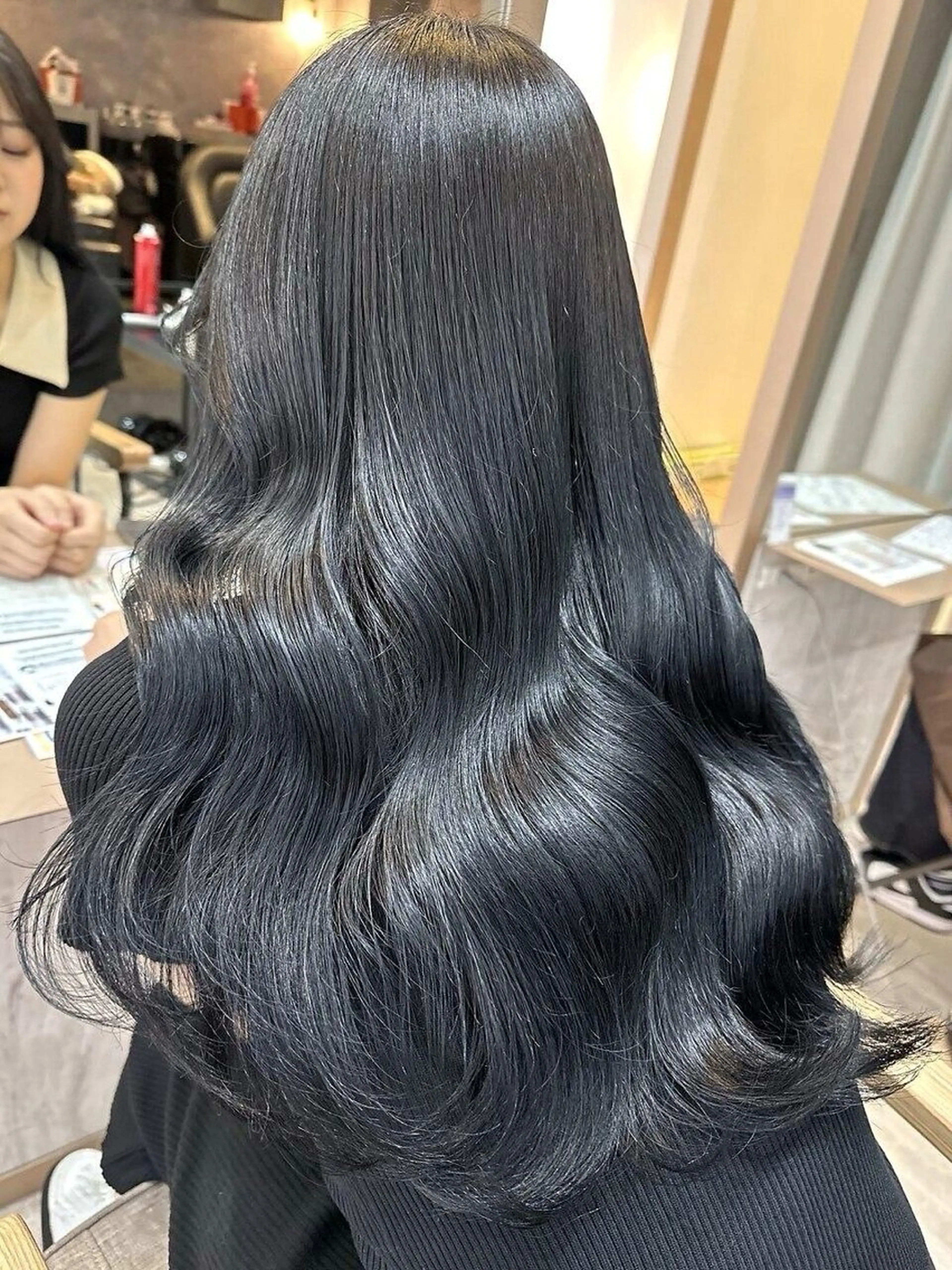 ロング カラー ブリーチ ダブルカラー グラデーションカラー ハイライトカラー インナーカラー 🖤みらい🖤 カットモデル様募集中のヘアスタイル