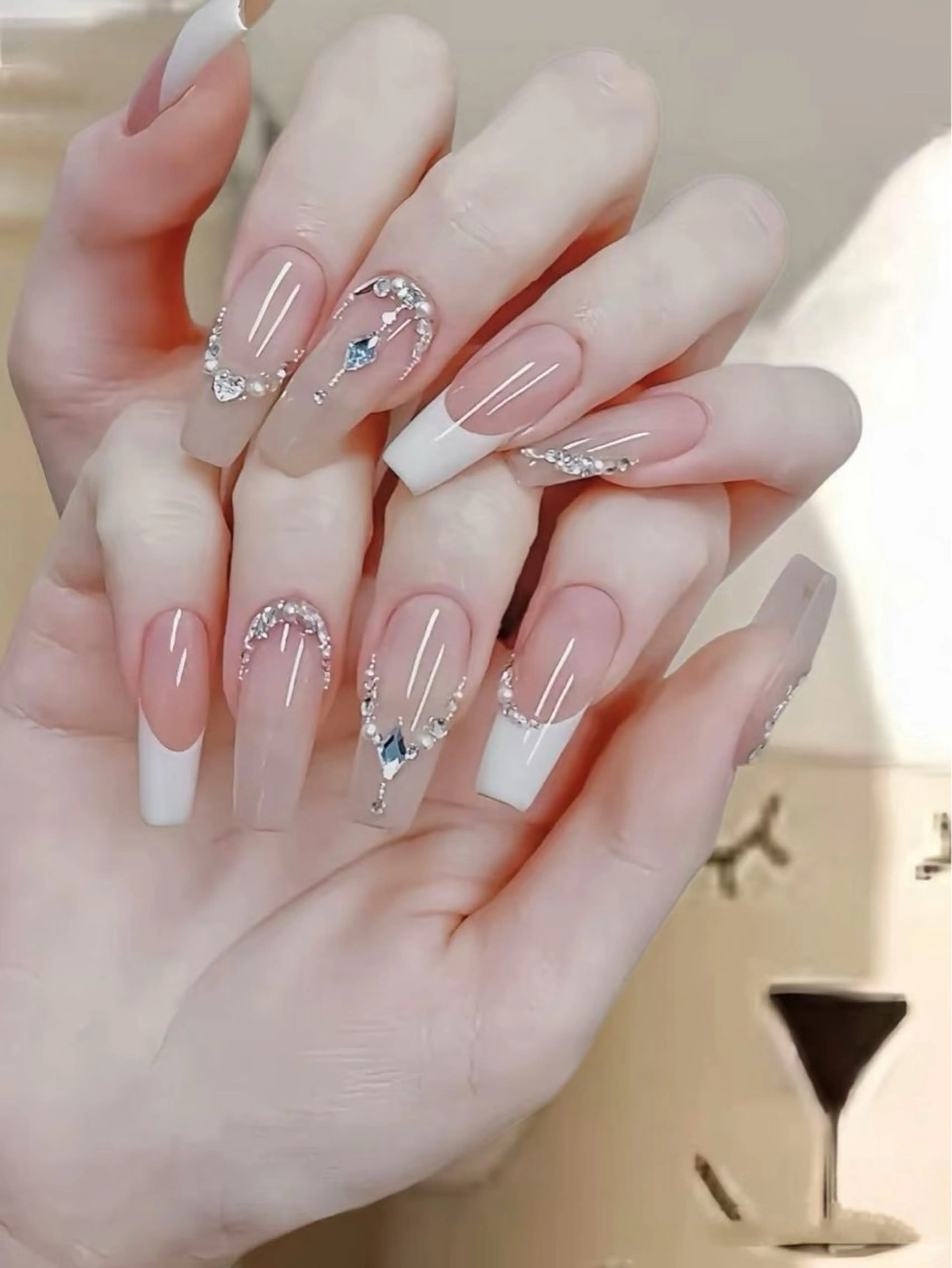 ネイル ハンドネイル ハンドケア The Nail & Eye Lashの眉毛・アイブロウイメージ