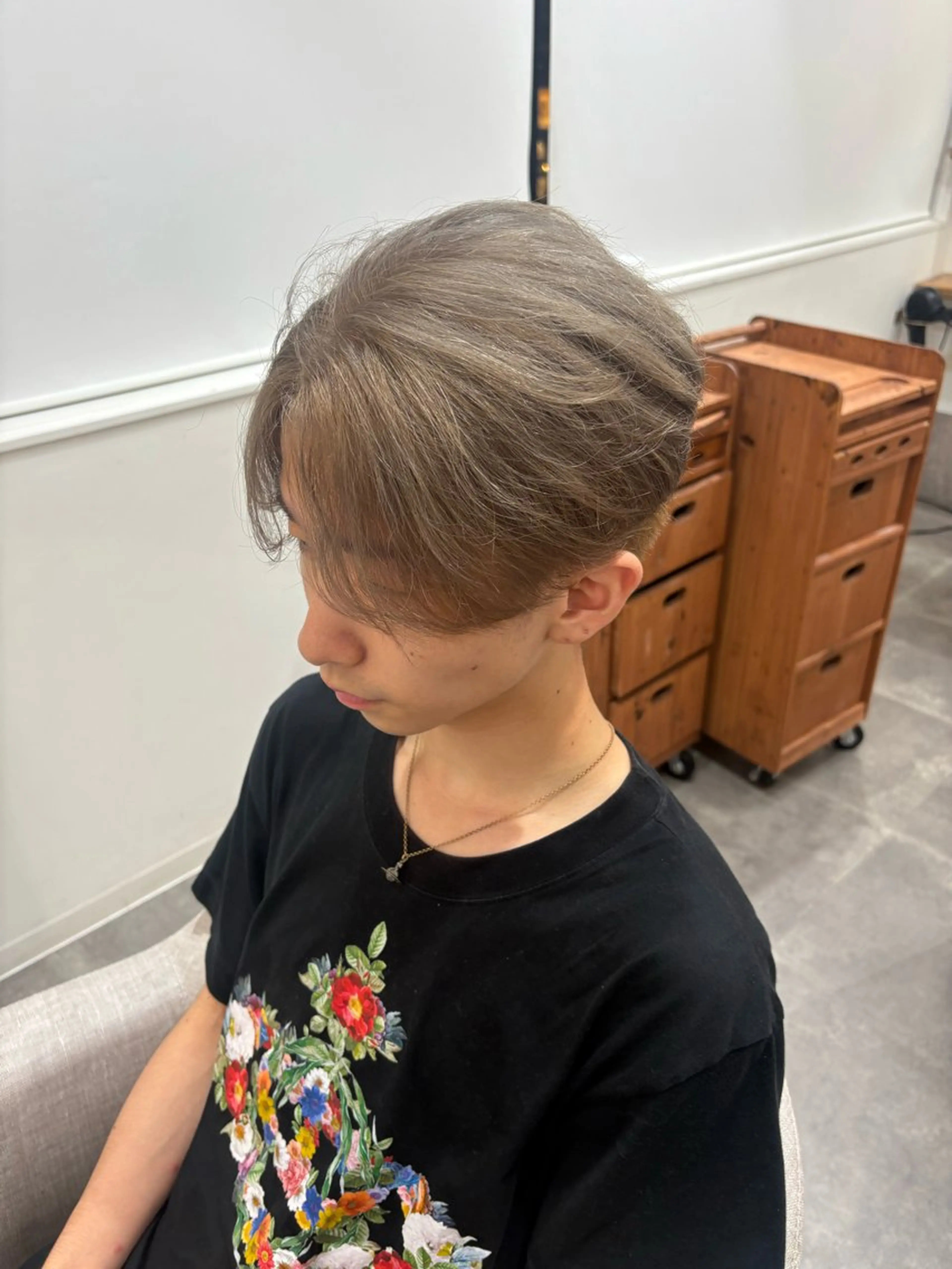 カラー Maki マキのヘアスタイル