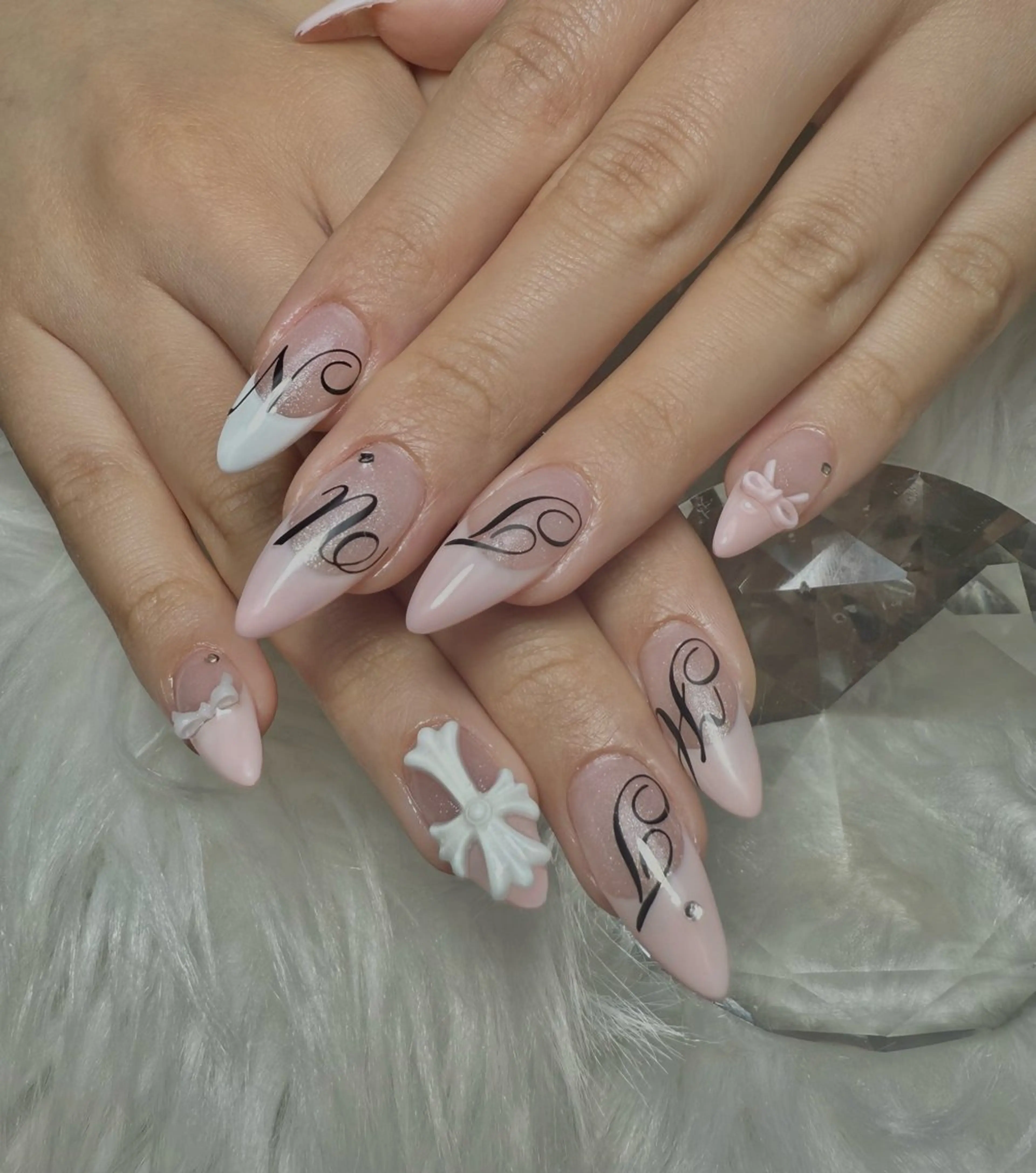 ネイル アートネイル オーロラネイル チークネイル 長さ出し フットネイル ハンドネイル 銀河_ Chan nailsのネイルデザイン