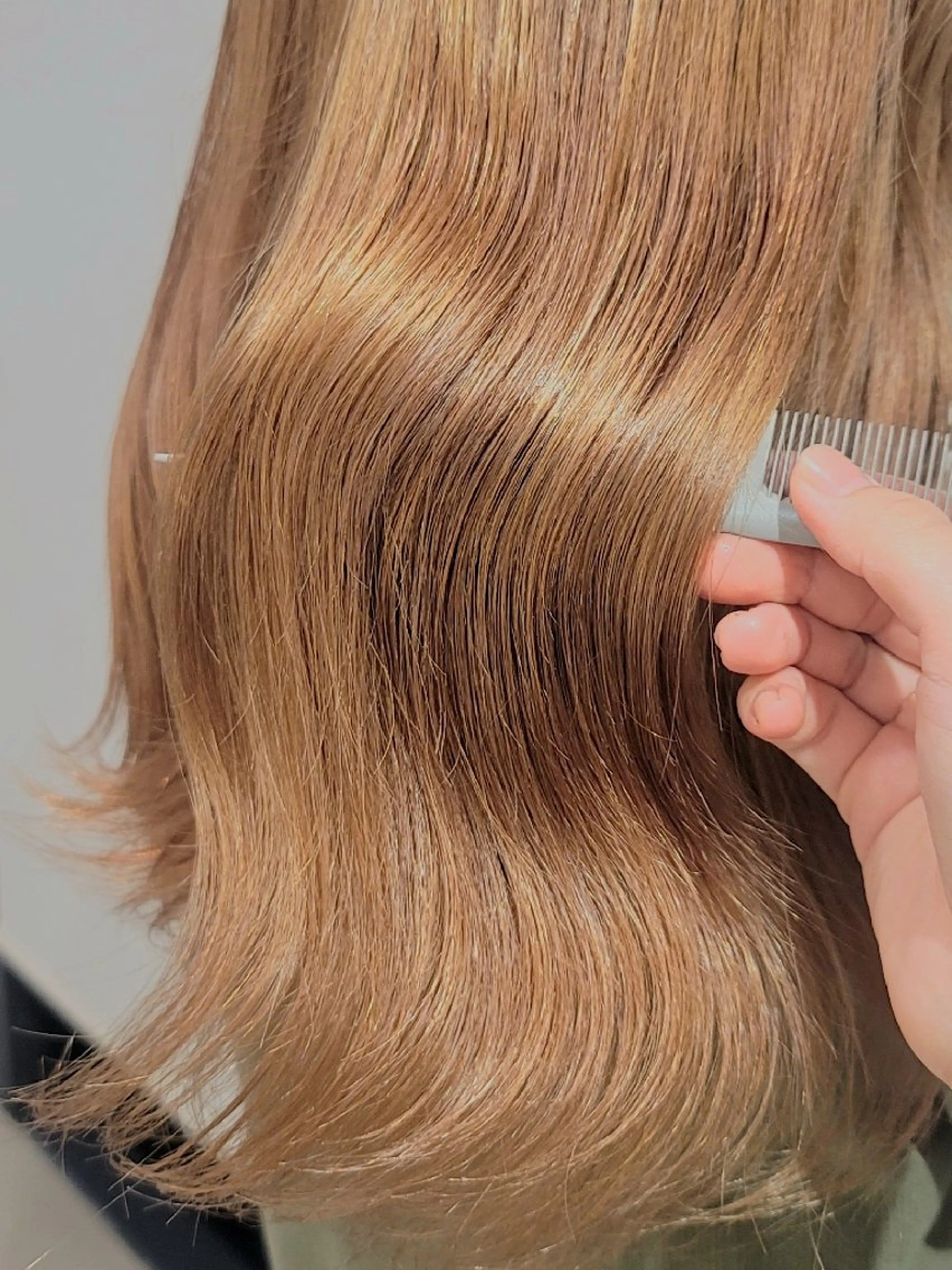 セミロング カラー カットモデル/ セット/宮里心香のヘアスタイル