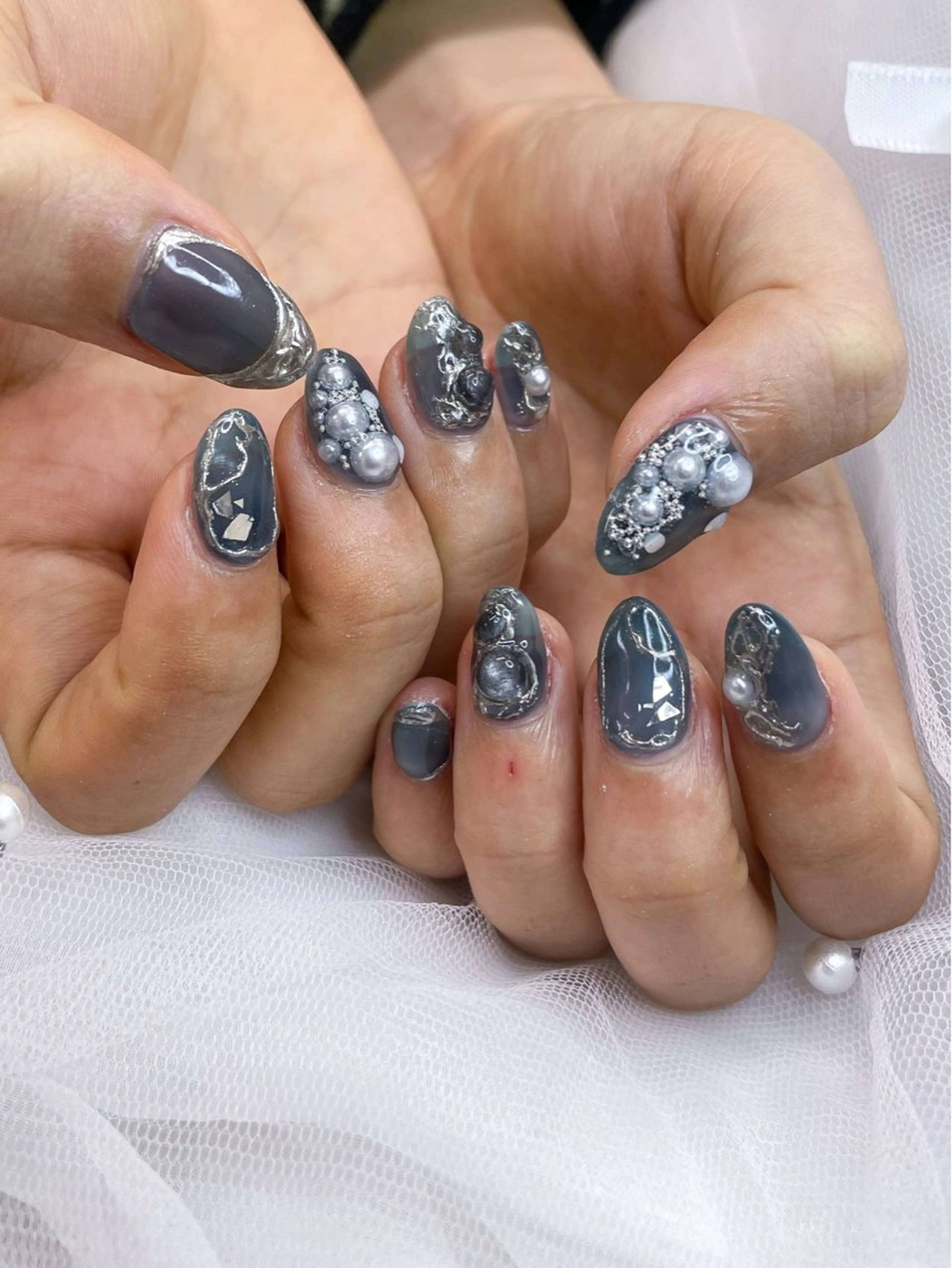 ネイル 五十嵐 美智のネイルデザイン