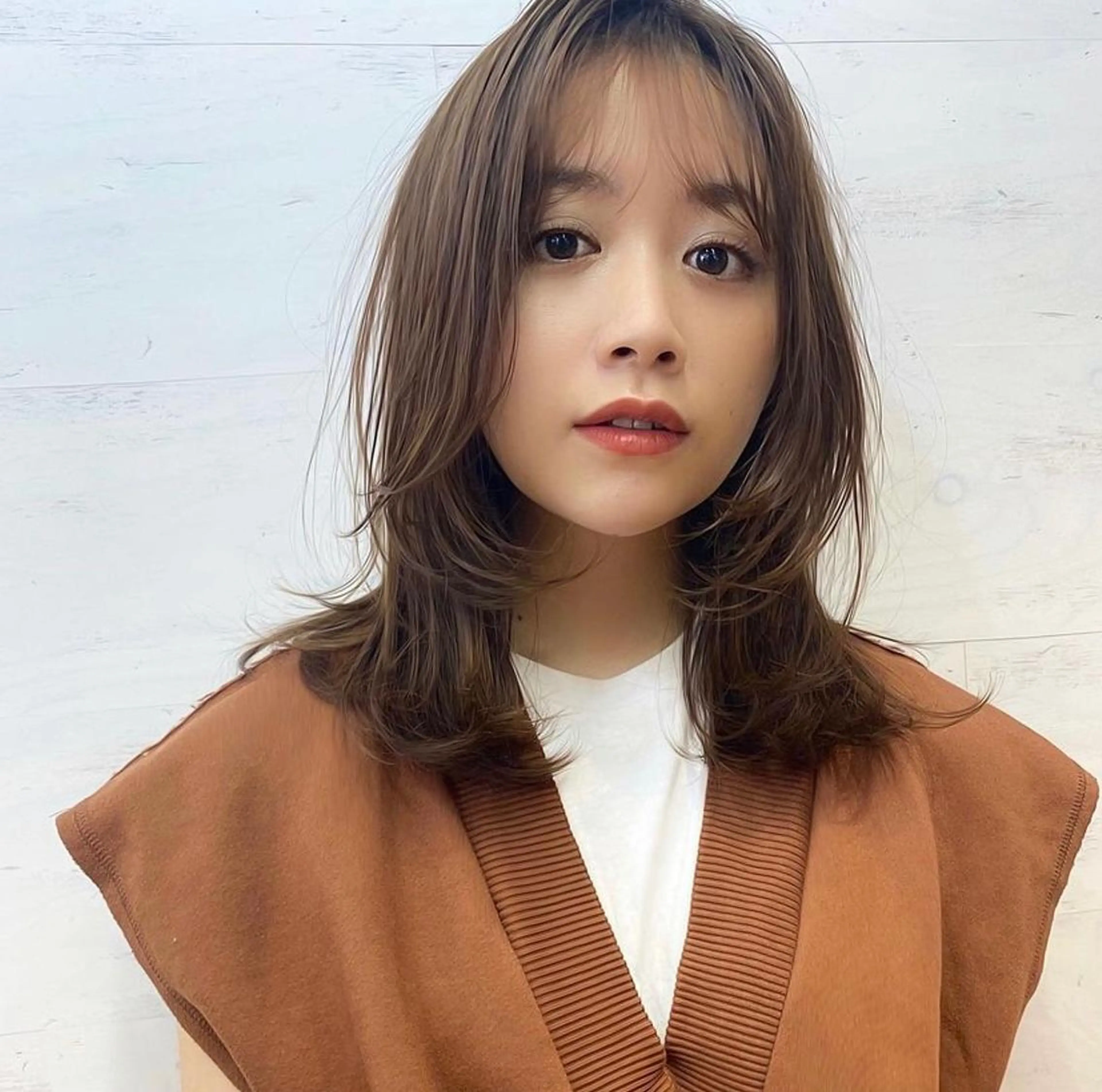 ミディアム 顔まわりレイヤー レイヤーカット 小顔カット 🌿理想を叶える🌿 似合わせ🌟RISAのヘアスタイル