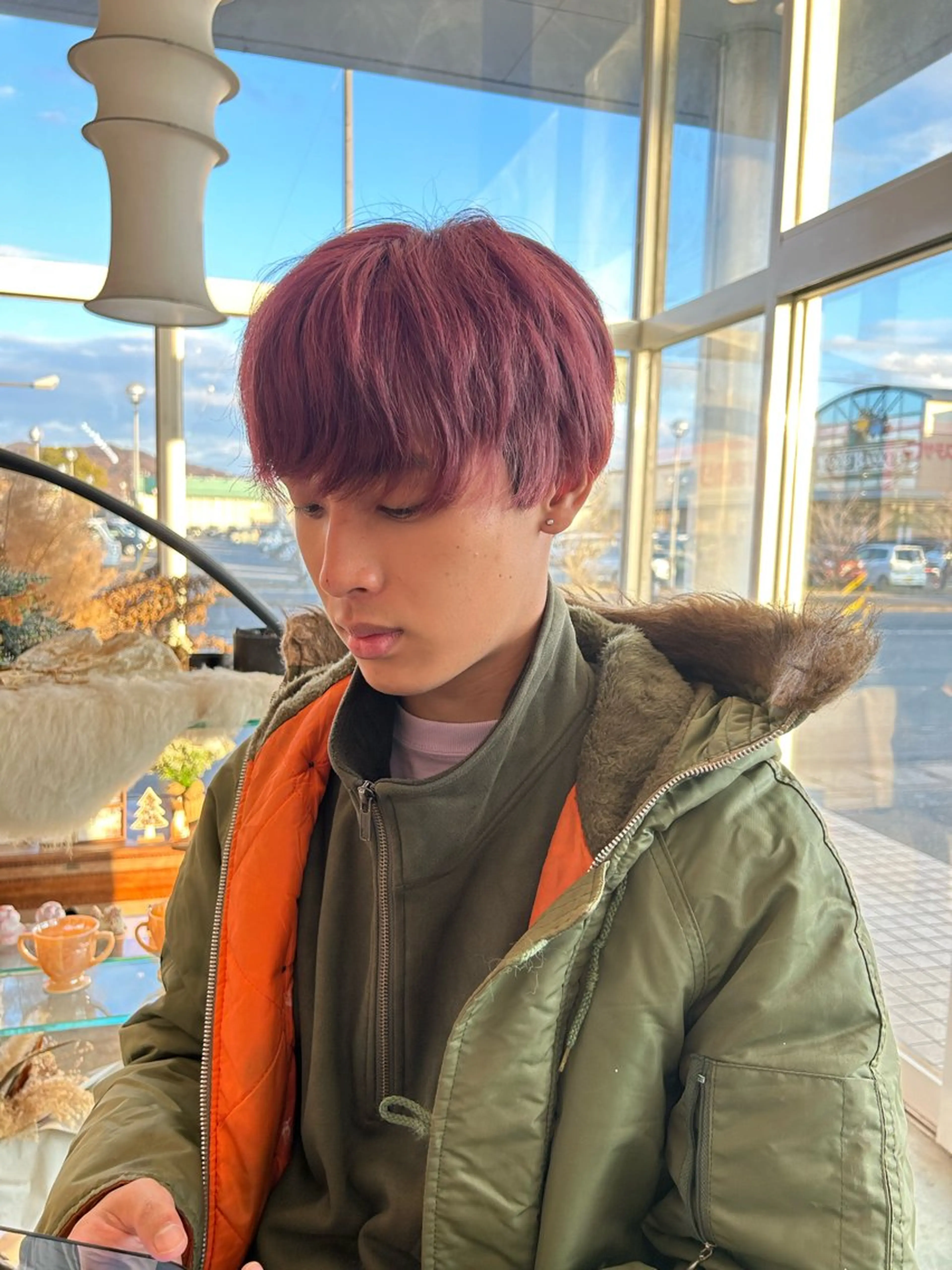 ショート ヘアカラー YUIMARL SUZUKAのヘアスタイル