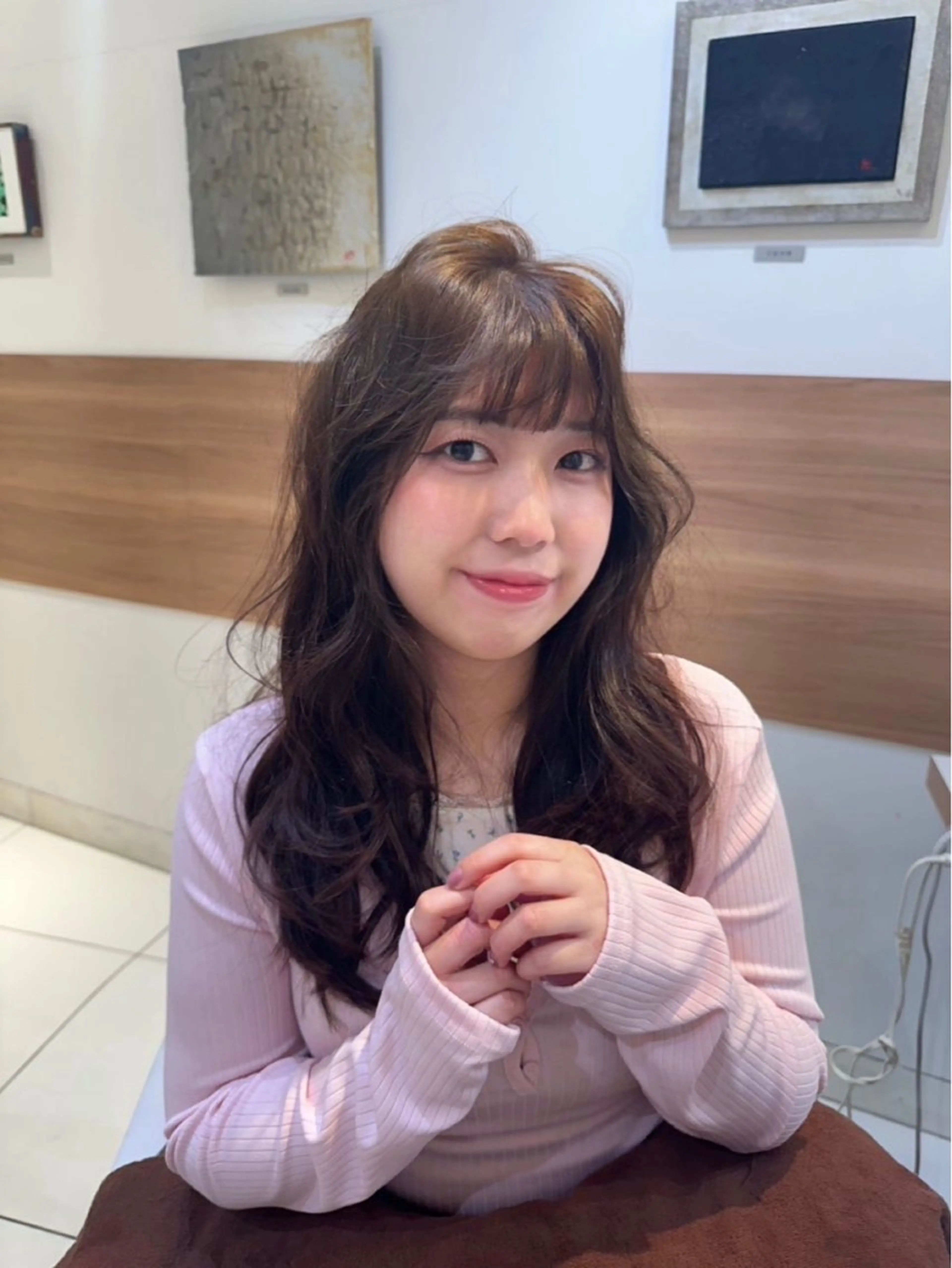 ロング カラー 透明感カラー ヘアカラー トリートメント 暖色カラー🌼 rinka🌼のヘアスタイル