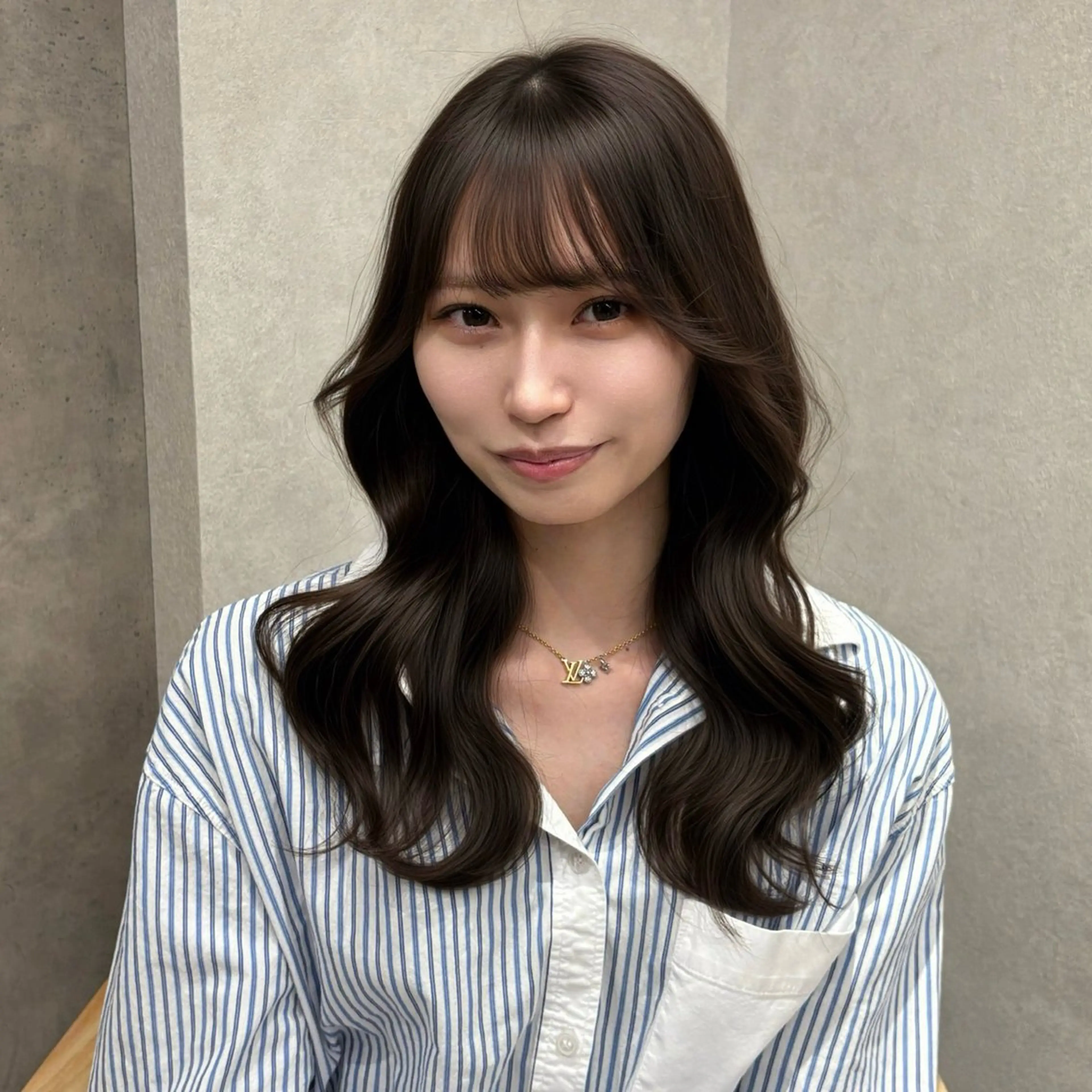 セミロング カラー 艶カラー／縮毛矯正 ／kana‎🤍のヘアスタイル