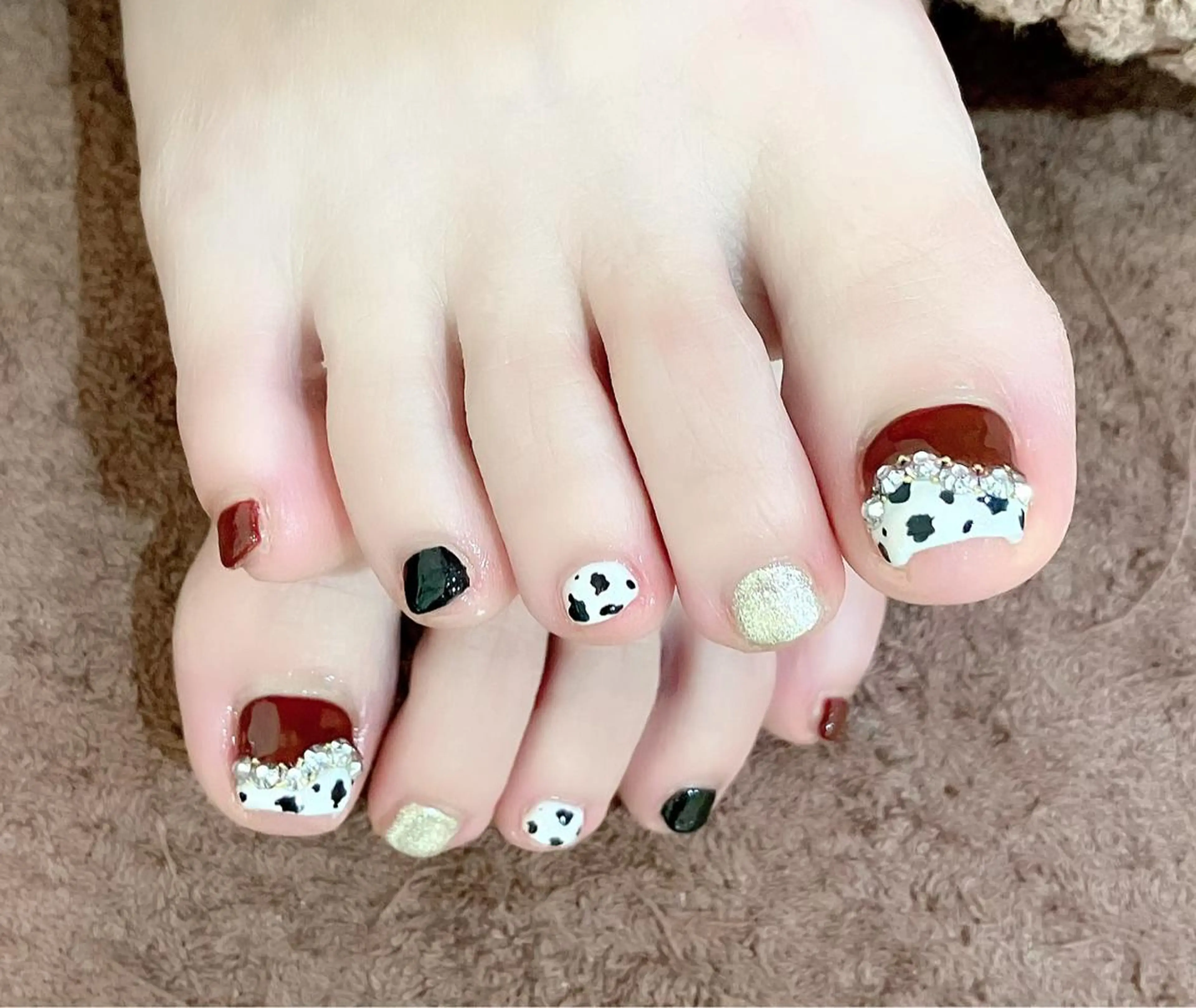 ネイル 🍒当日もOK🍒 𝑳𝑼𝑵𝑨花井のネイルデザイン