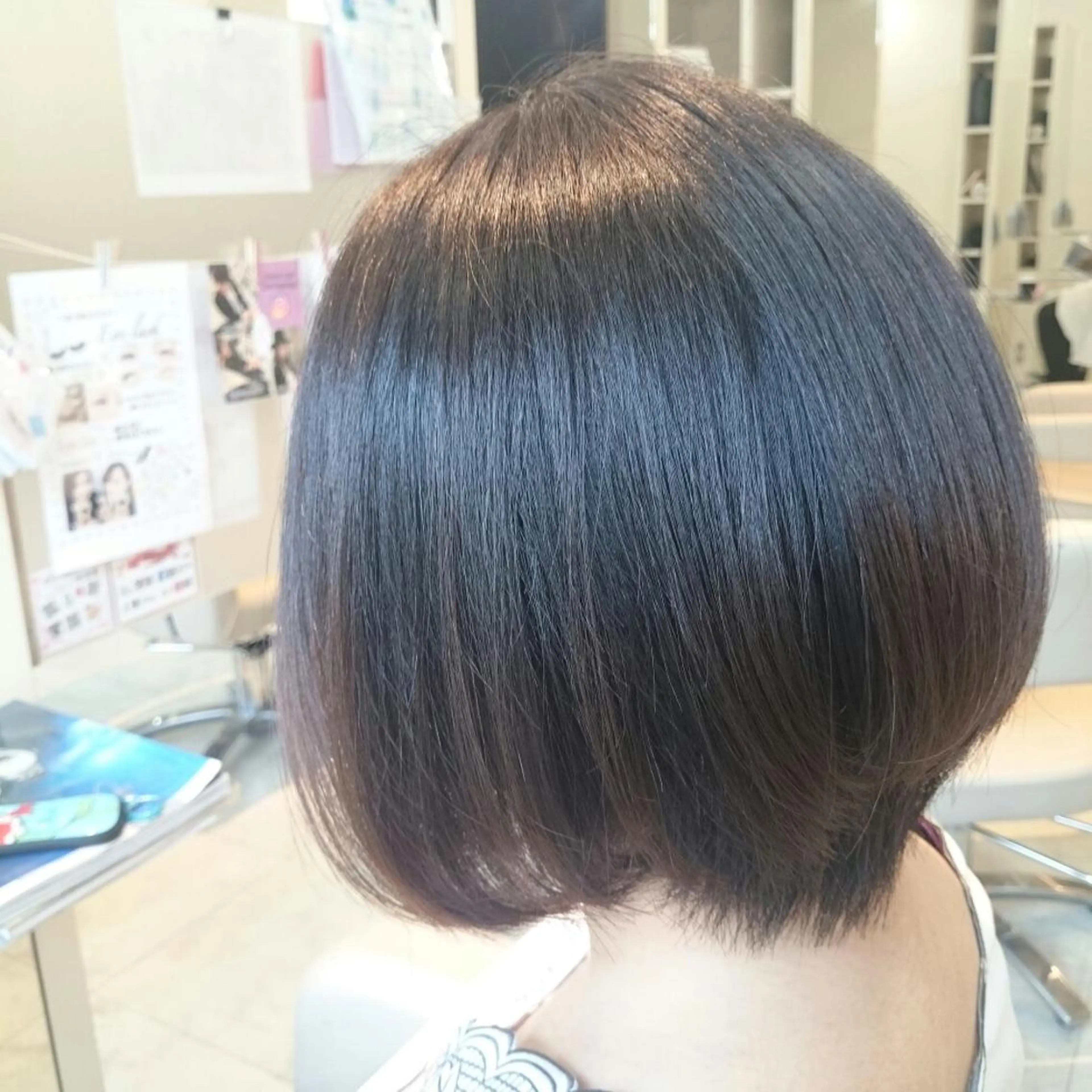 ショート 前下がりボブ ボブ 浦川 敬太のヘアスタイル