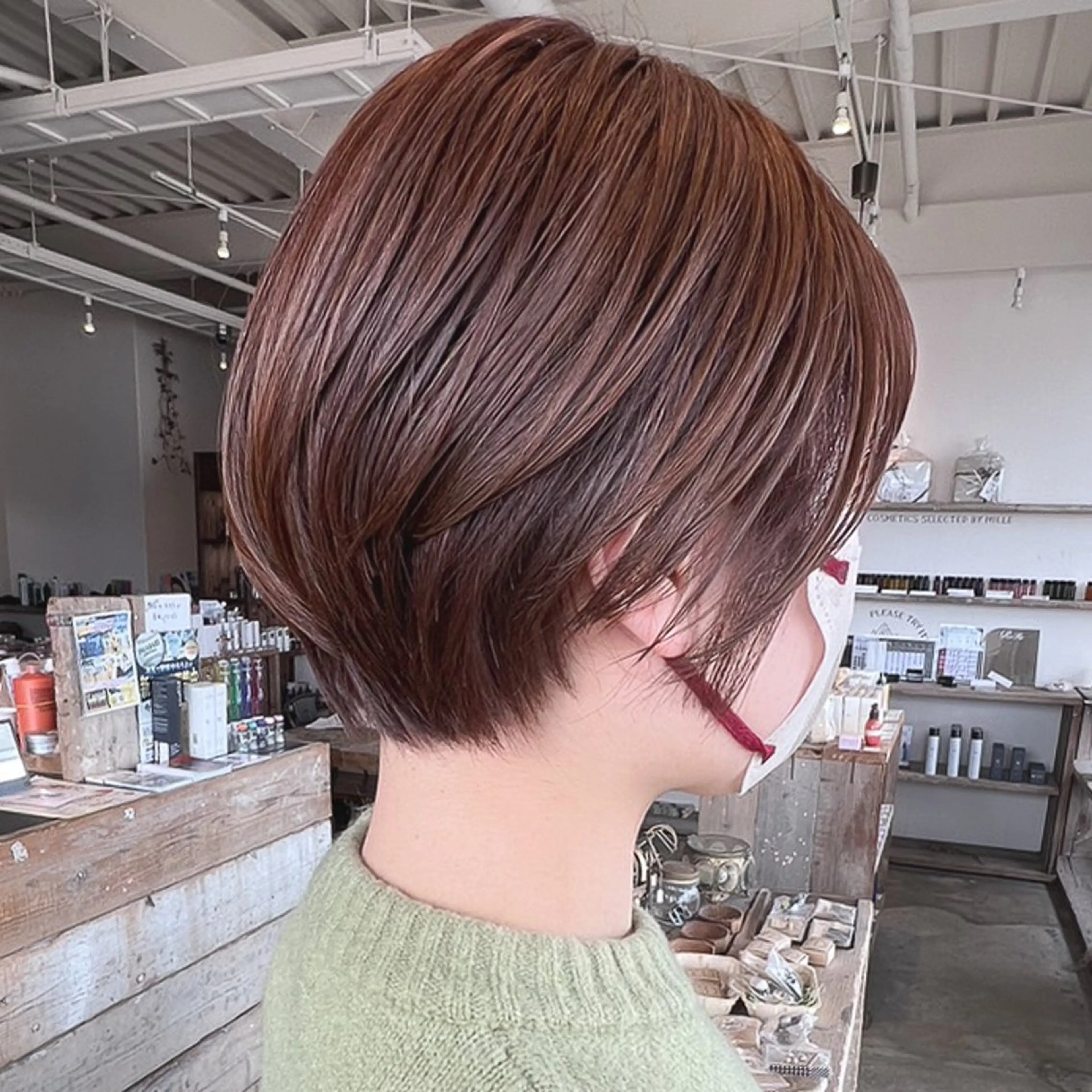 ショート カット ヘアカラー トリートメント 岸下 理緒のヘアスタイル