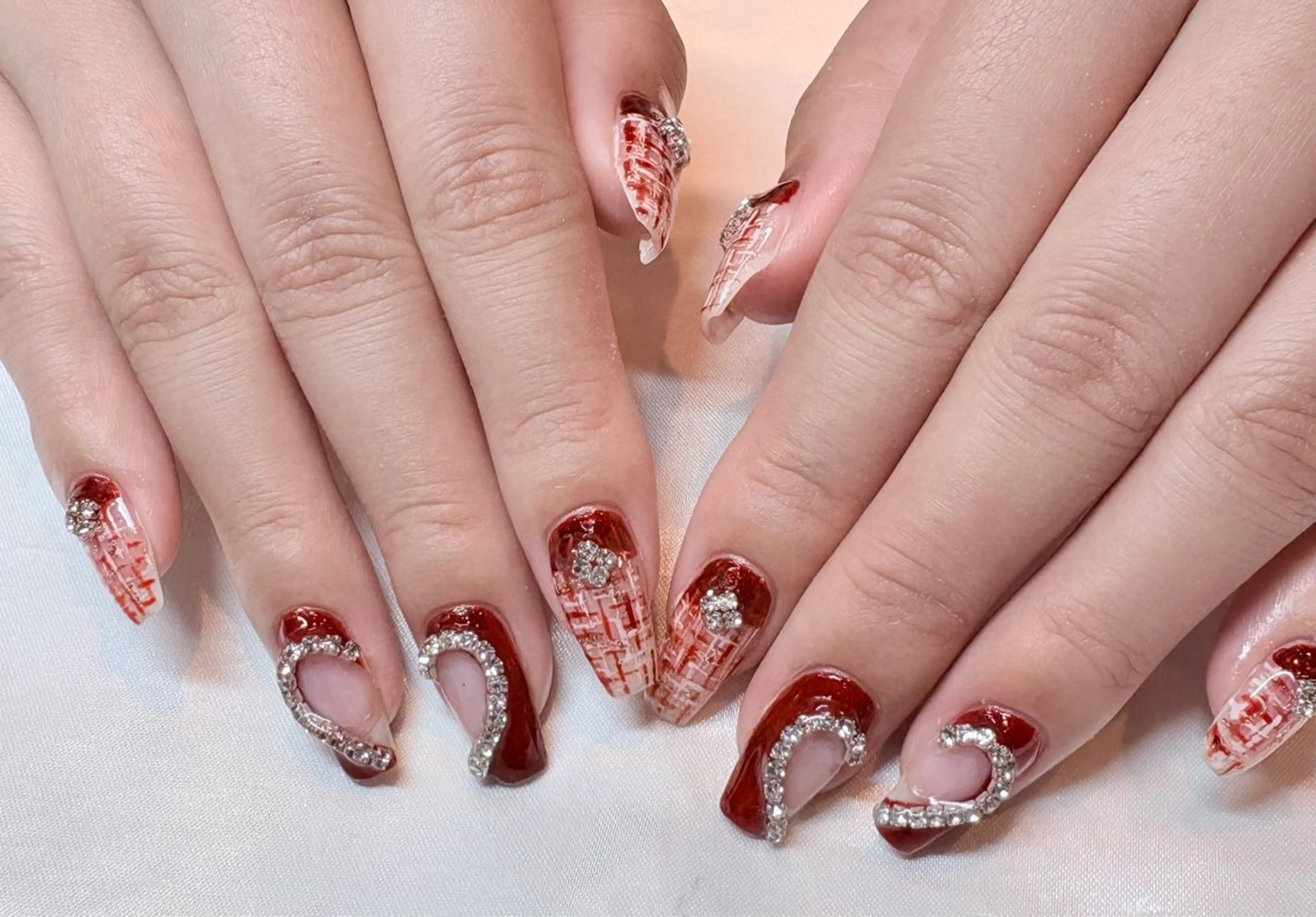 ネイル ハンドネイル 吉岡 かりなのネイルデザイン