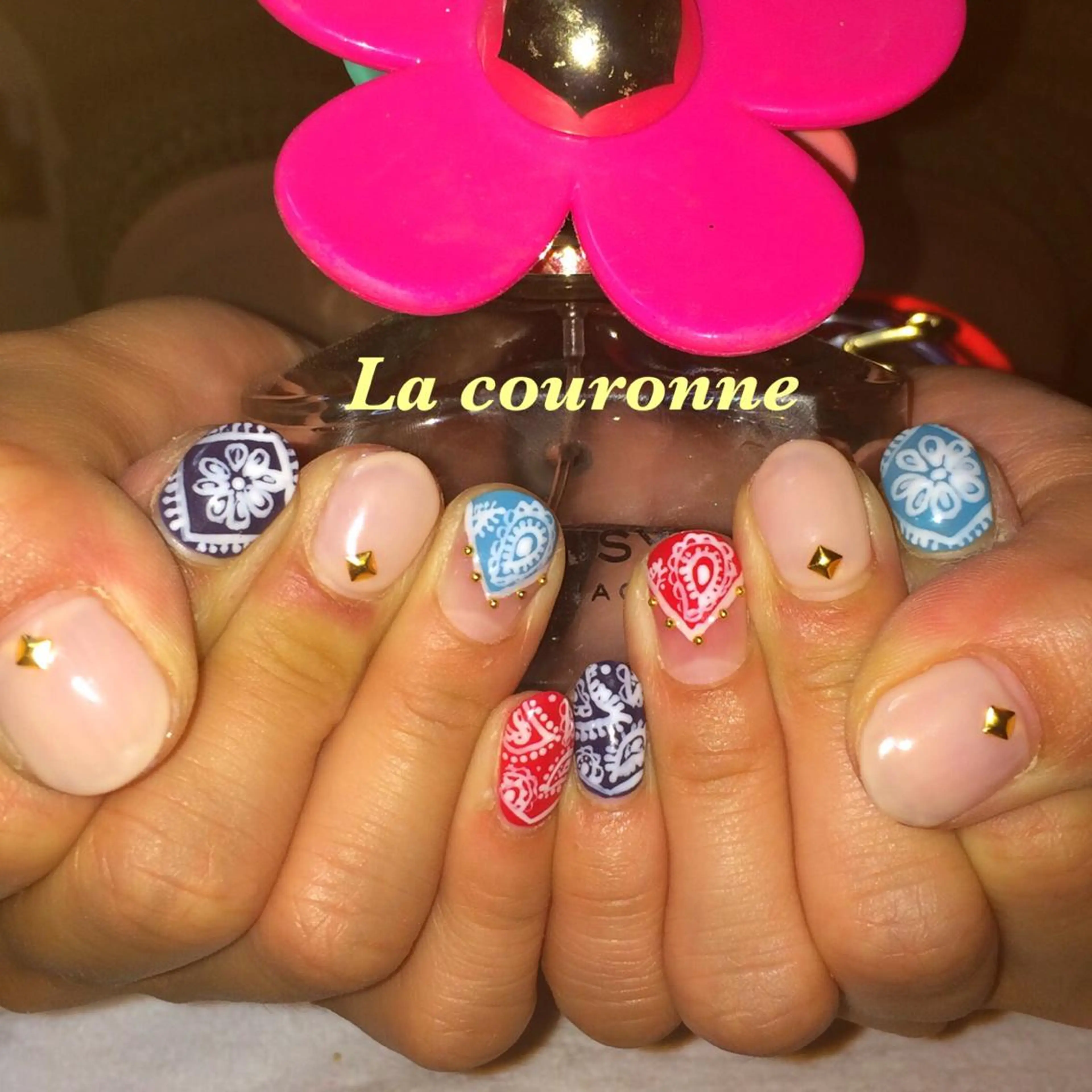 ネイル Lacouronne NATSUMIのネイルデザイン