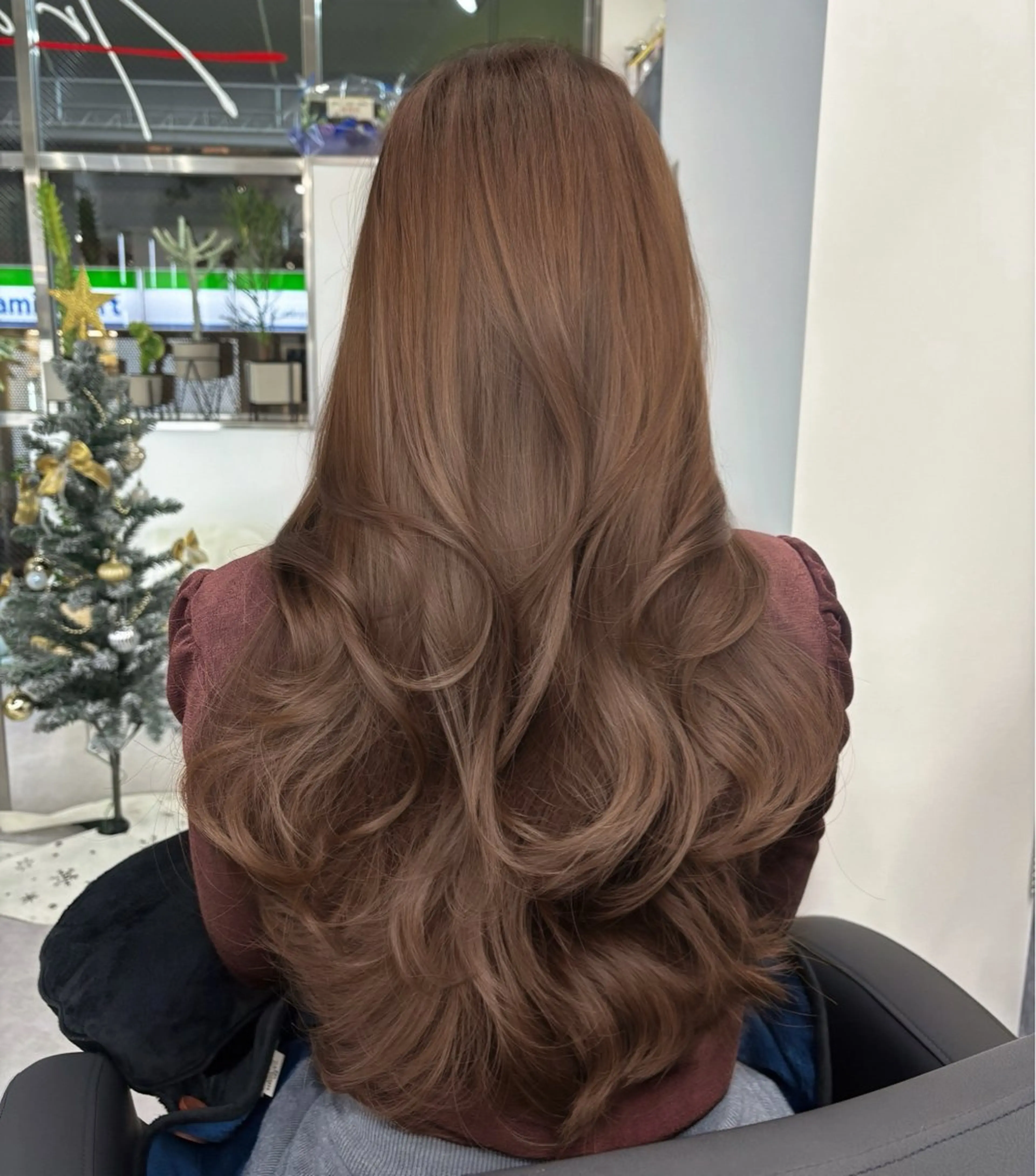 ロング カラー カット ヘアカラー 堀江/透明感 ベージュ/白川幸太のヘアスタイル