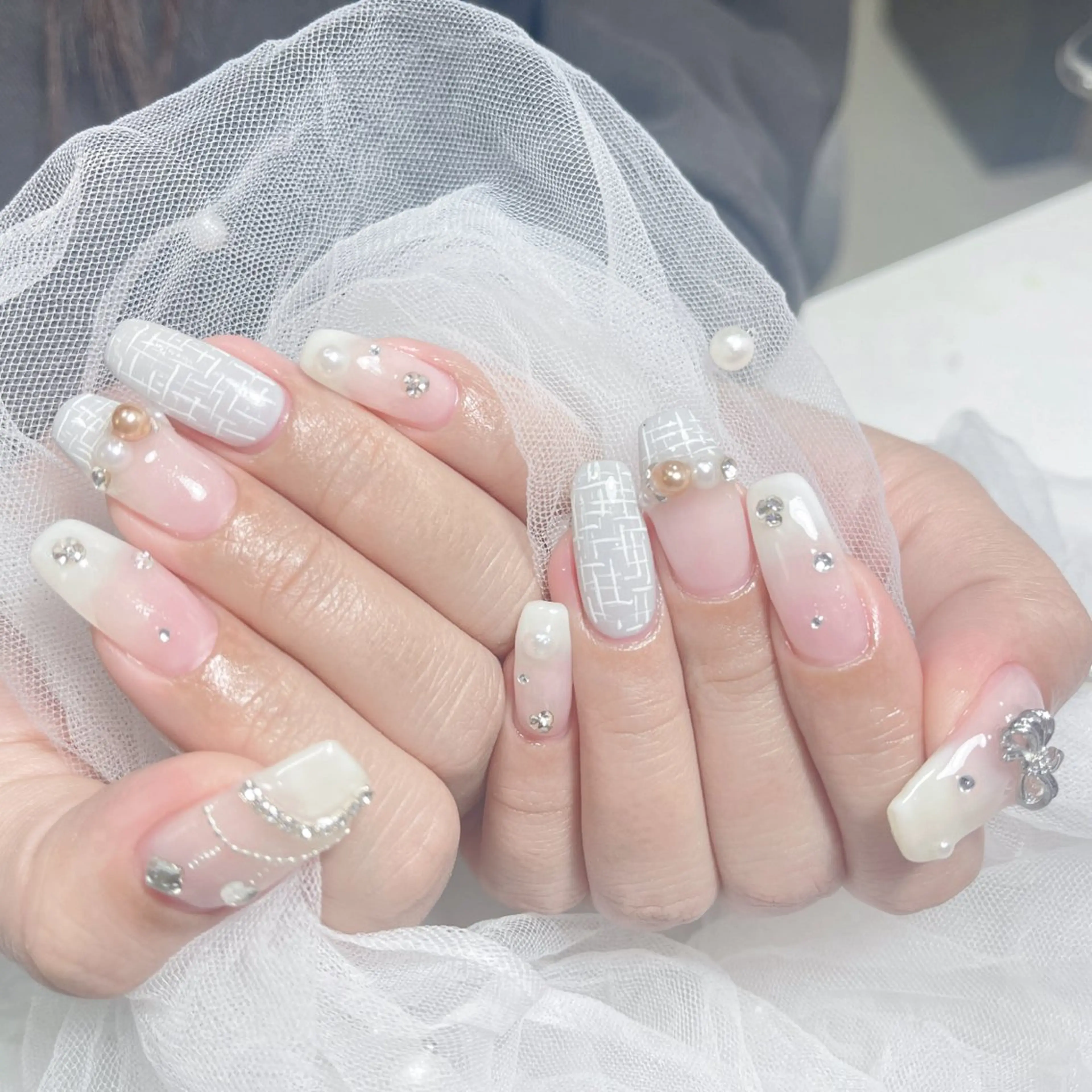 ネイル ハンドネイル 🎀ネイルサロン エクラYUI🎀のネイルデザイン