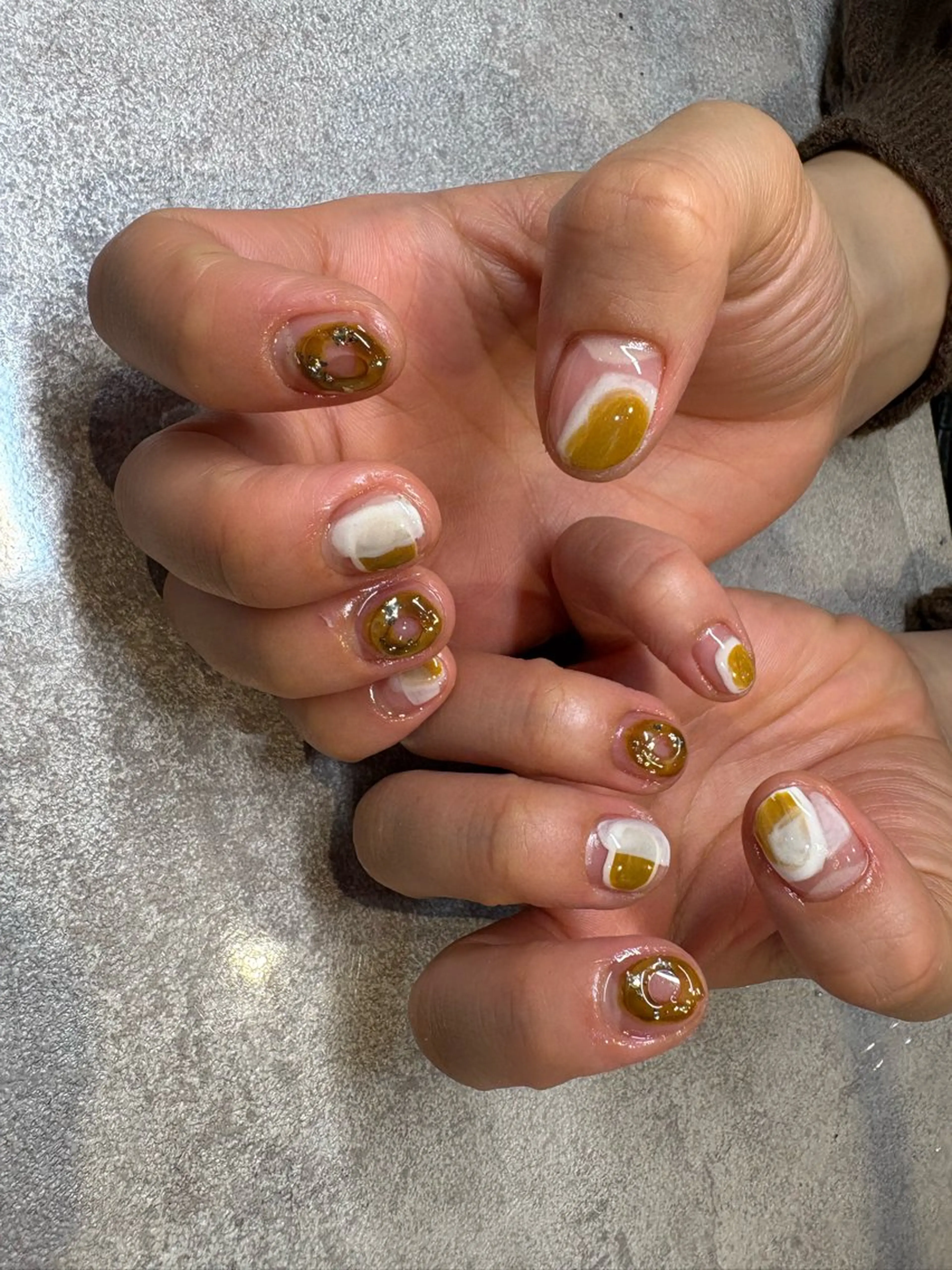 ネイル ニュアンスネイル MANAMI W【今福鶴見店】のネイルデザイン