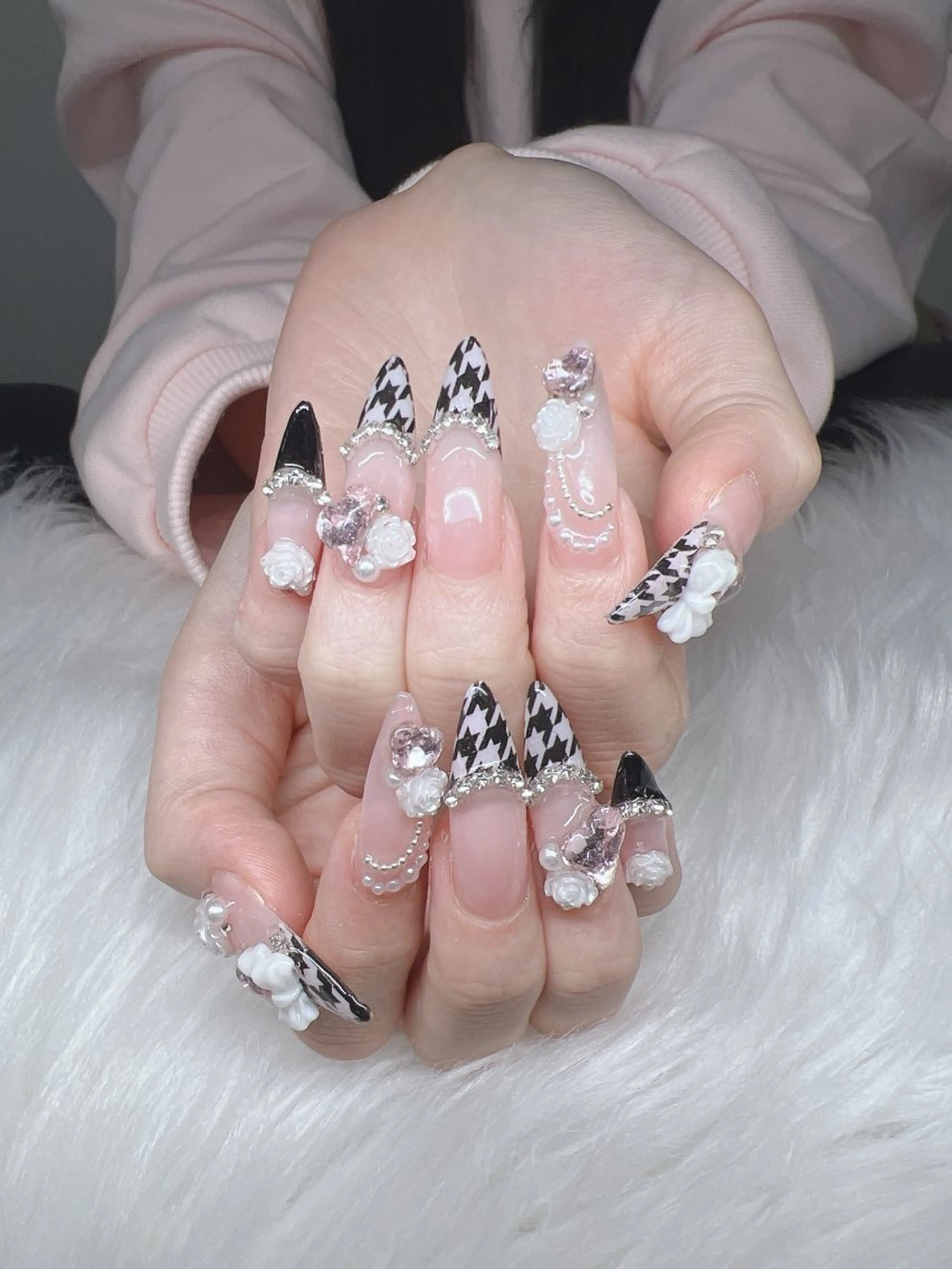 ネイル ハンドネイル Lee Nails チップ長さだし専門店のネイルデザイン