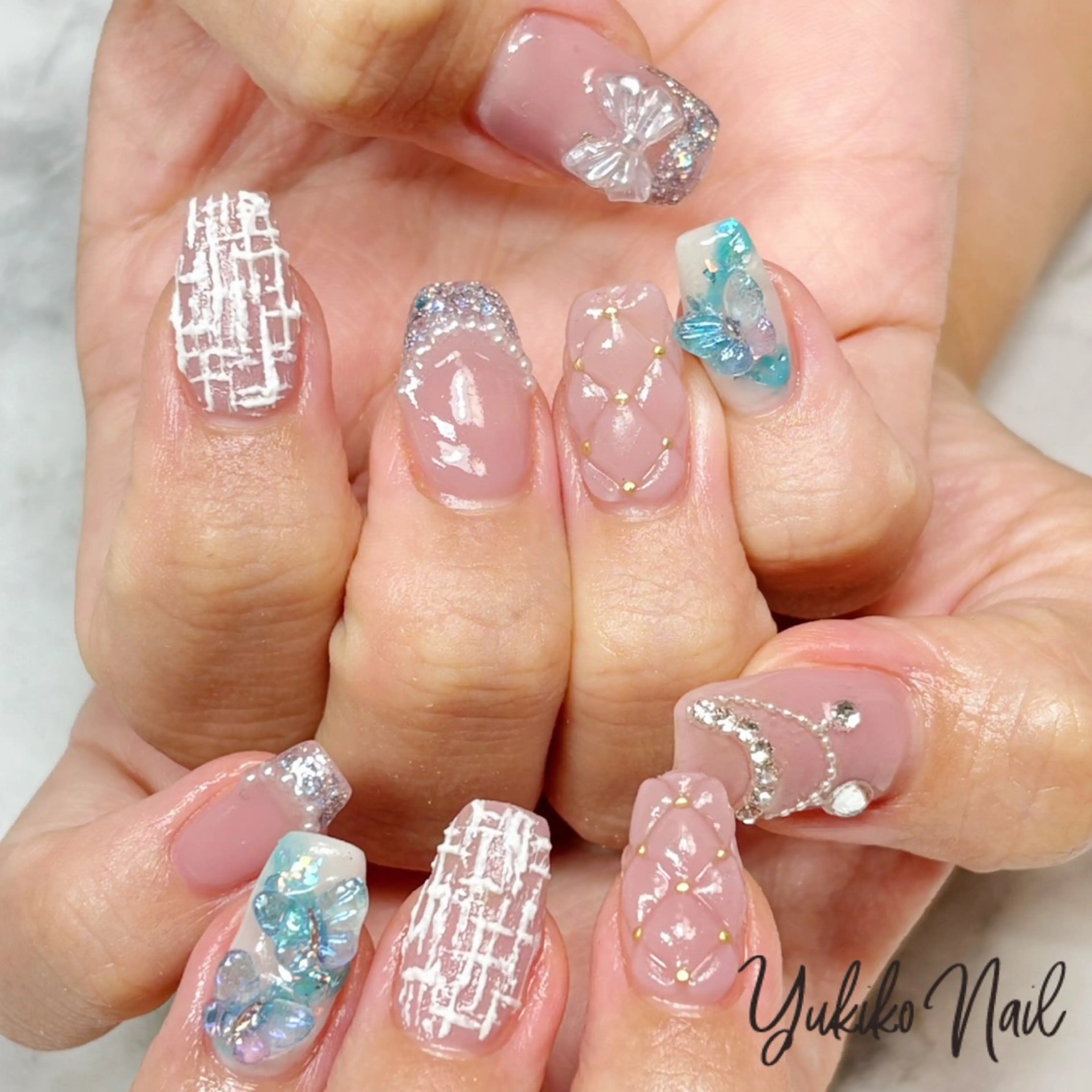 ネイル ガーリー 持ち込み ツイードネイル ワンホンネイル ハンドネイル ユキコ ネイルのネイルデザイン