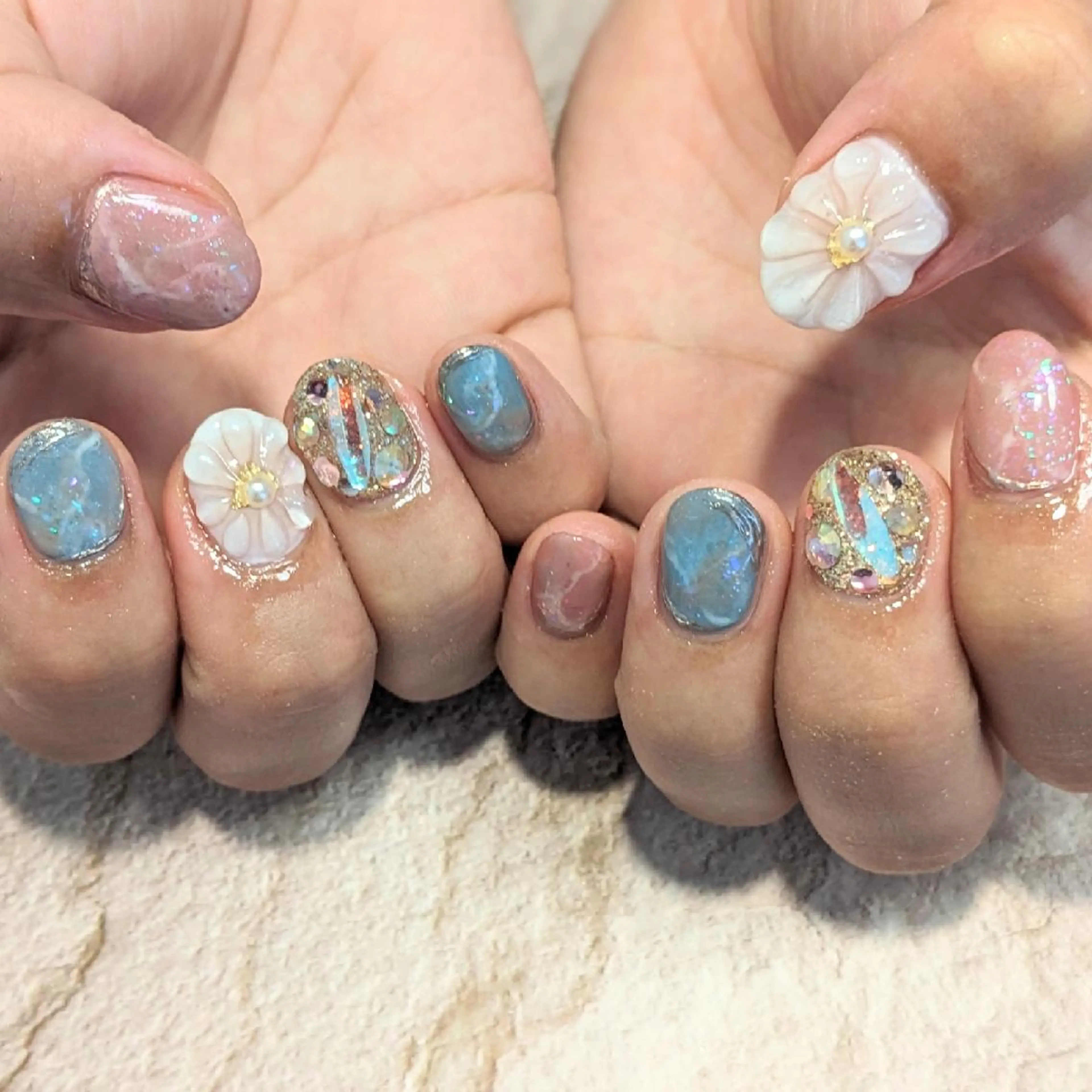 ネイル ｱｲﾗｯｼｭ ﾈｲﾙ ｻﾛﾝ つけるのマツエク・マツパデザイン