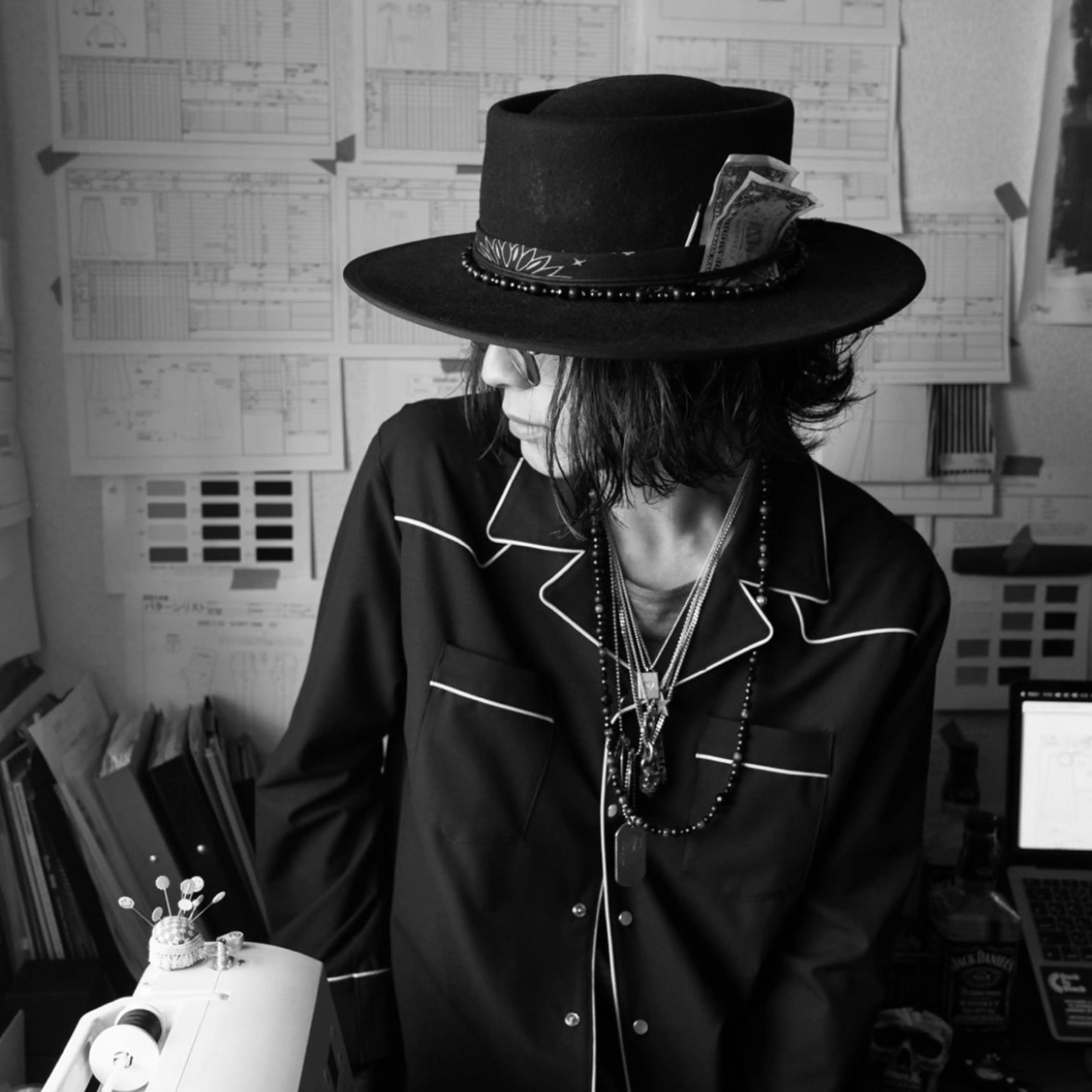 セミロング パーマ メンズ カット パーマ RACCOON.TOKYO 渋谷店所属・メンズカット特化🐺 ウルフ[店長]置塩祥のヘアスタイル