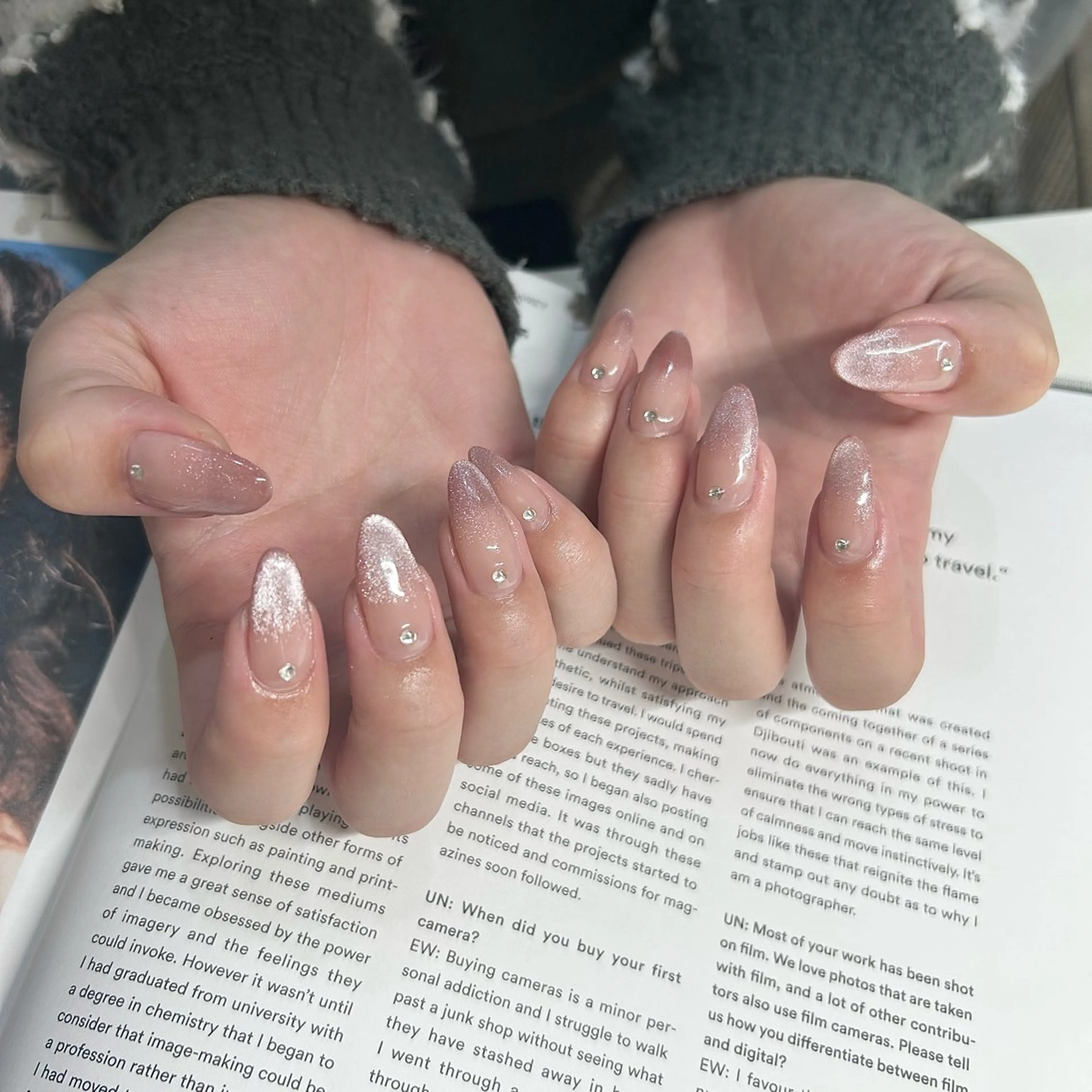 ネイル ブルー フットネイル ジェルネイル キラキラネイル 韓国ネイル RooM -mizuki-のネイルデザイン