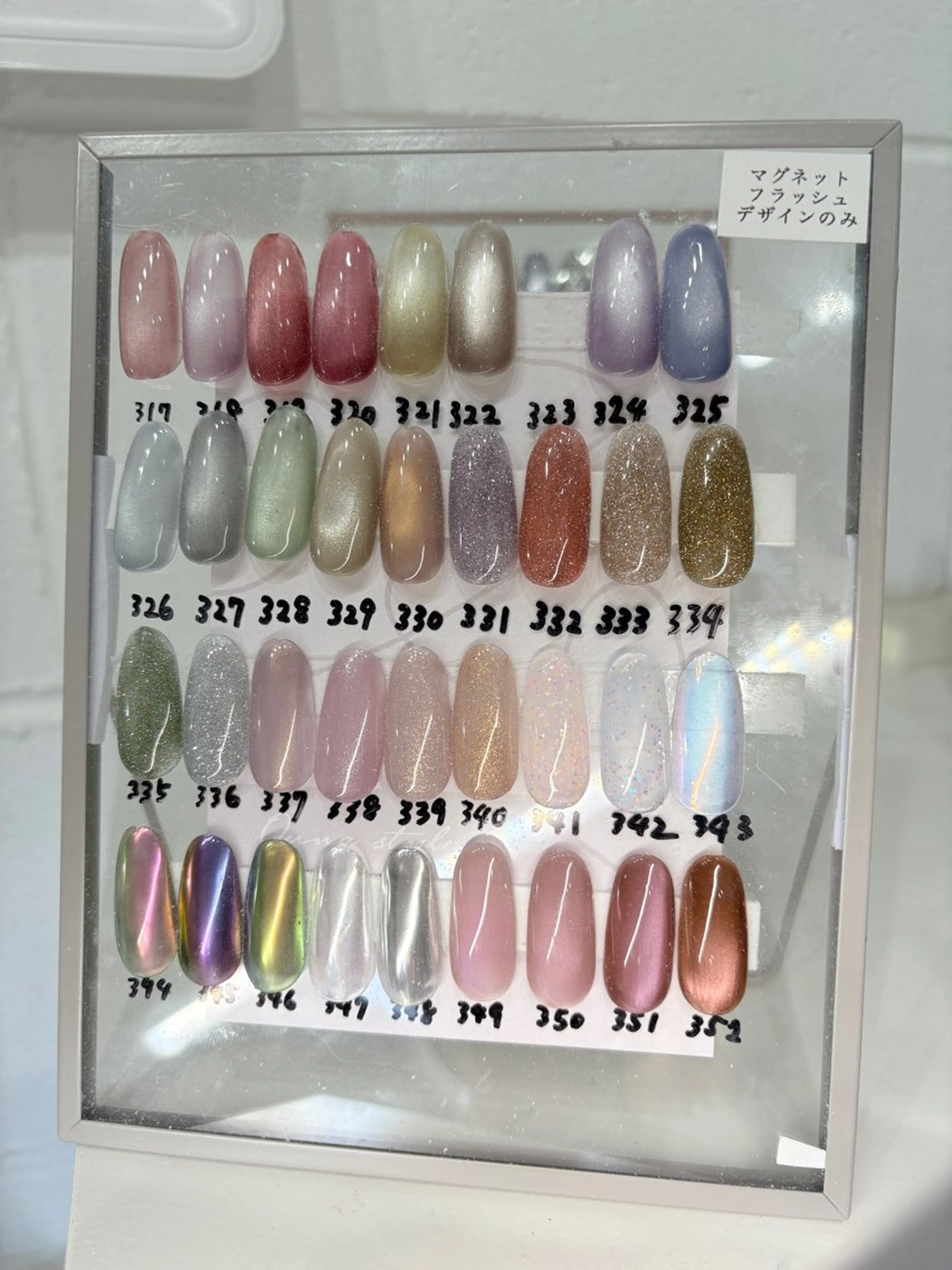 ネイル ameria meguのネイルデザイン
