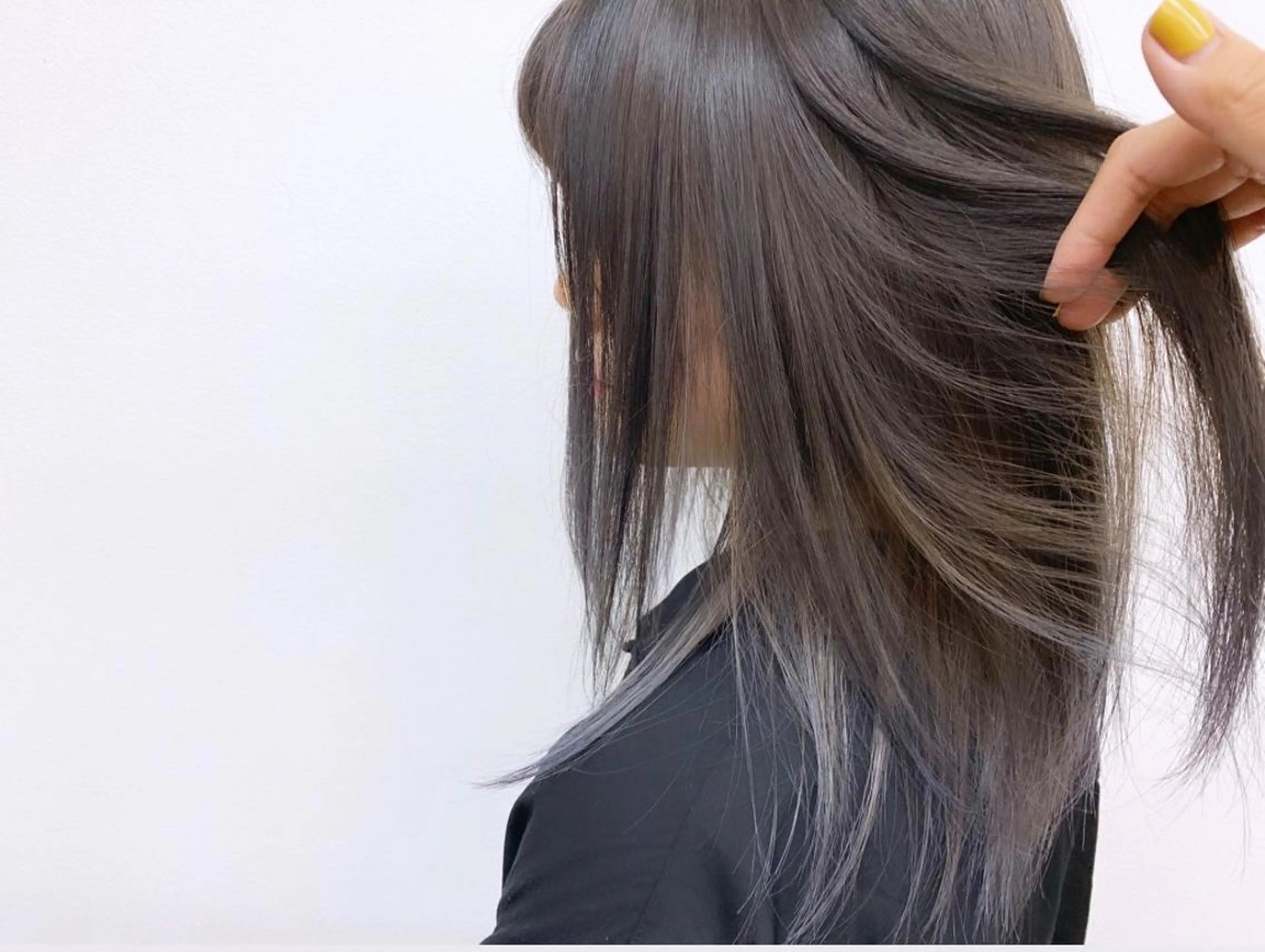 セミロング カラー カット ヘアカラー トリートメント 大平 京佳のヘアスタイル