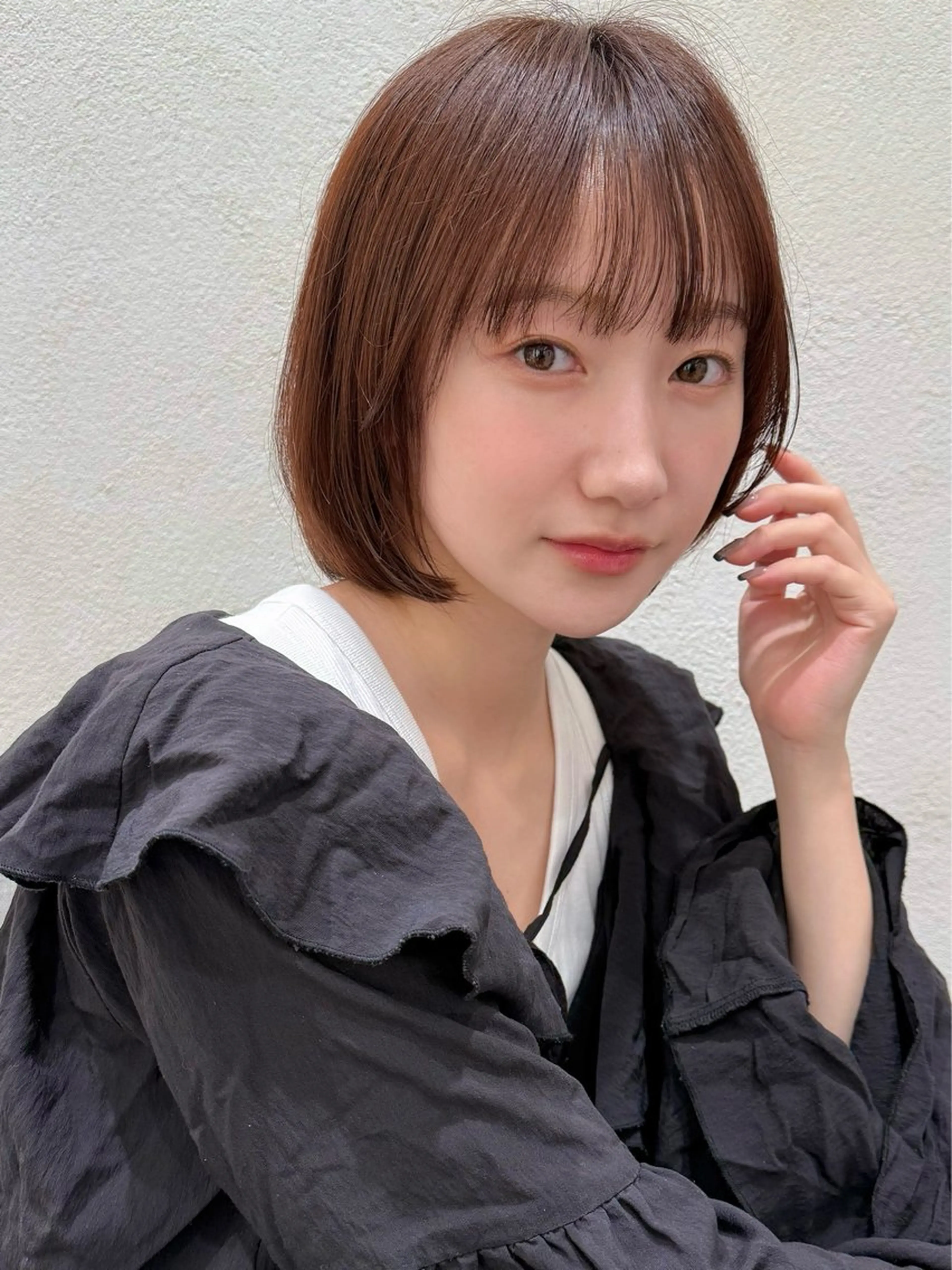 ミディアム 米澤 由衣のヘアスタイル