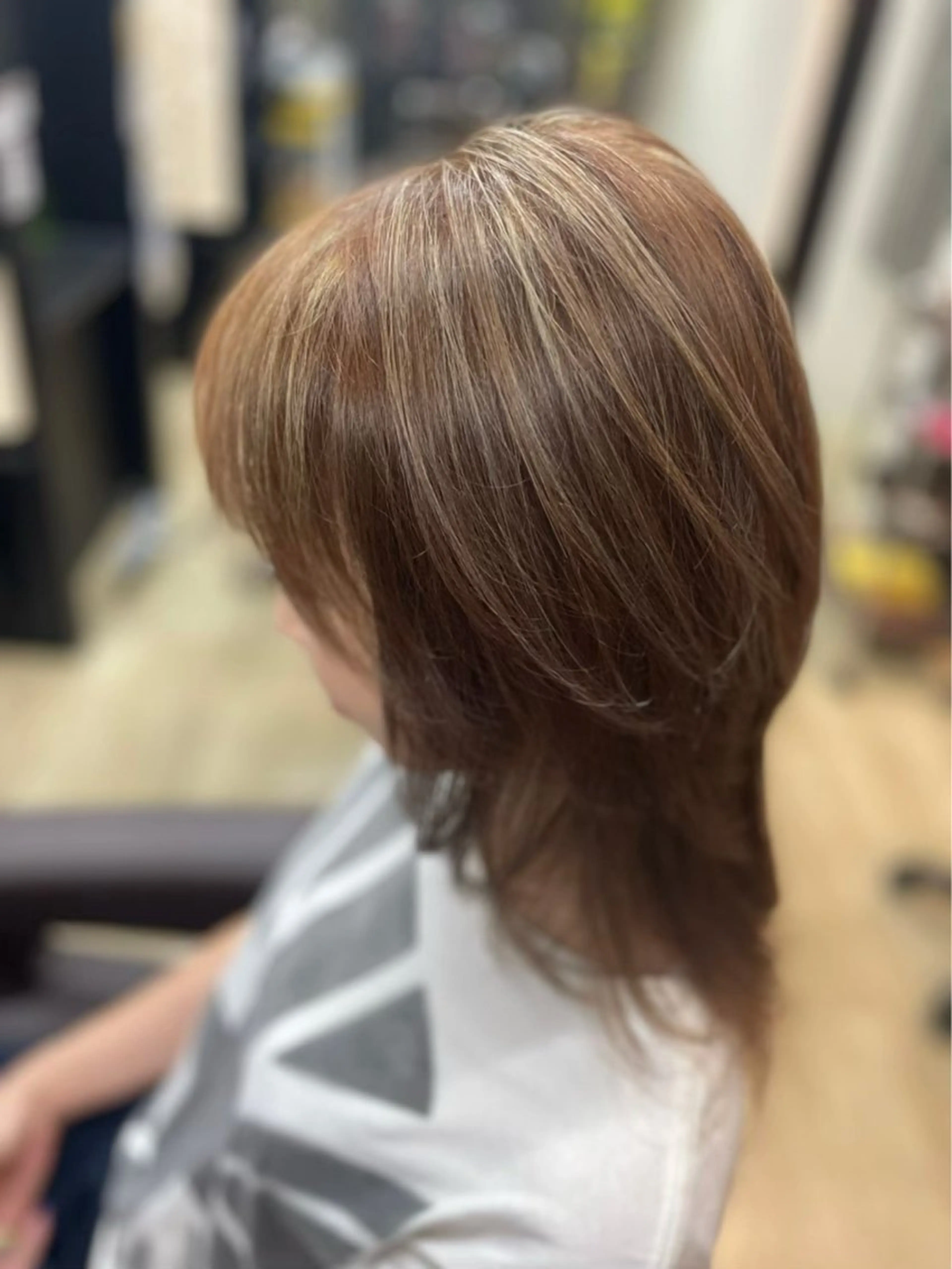 ミディアム 安藤 伸一のヘアスタイル