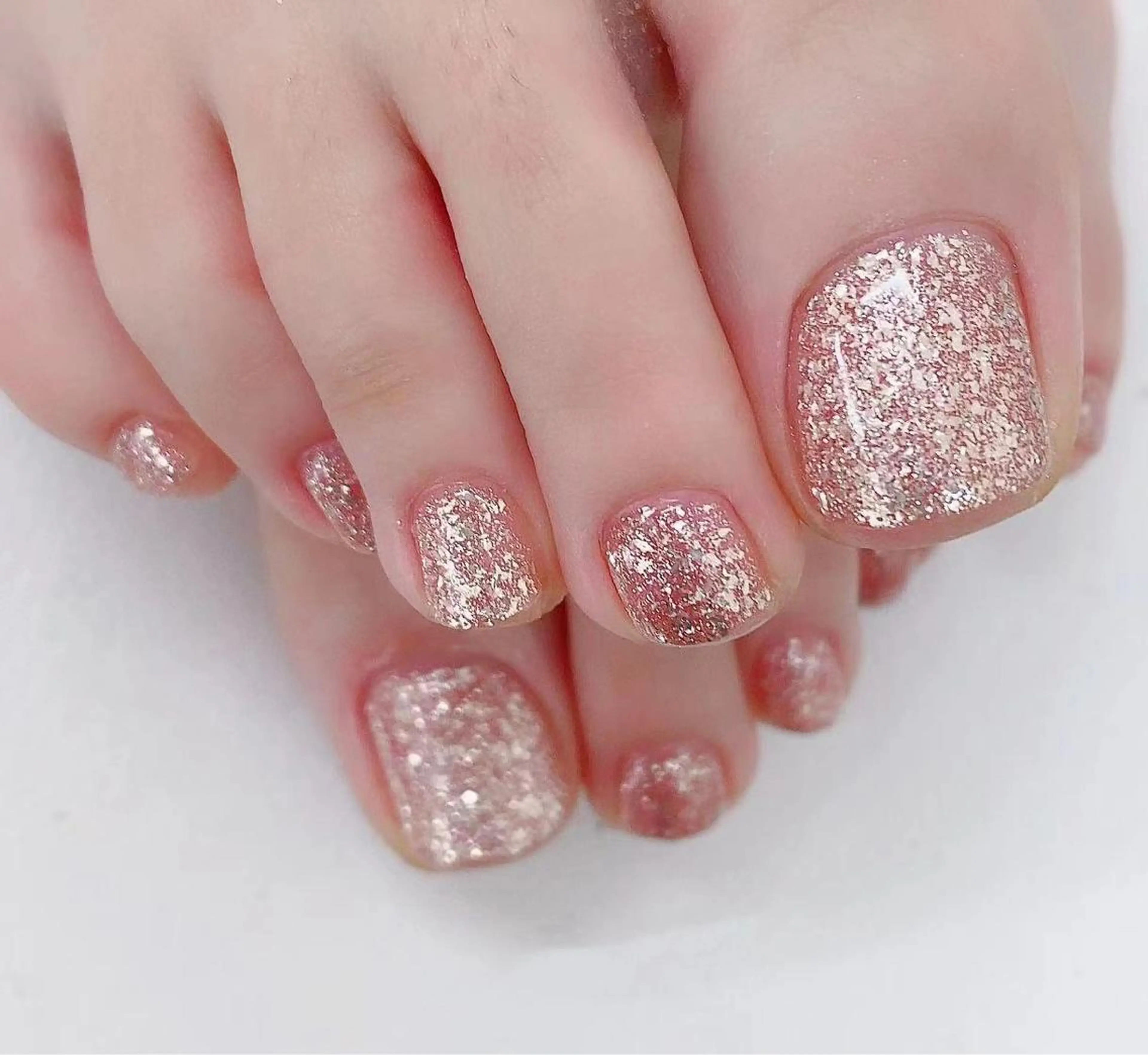 ネイル I-nailロング /ワンホン/キラキラのネイルデザイン