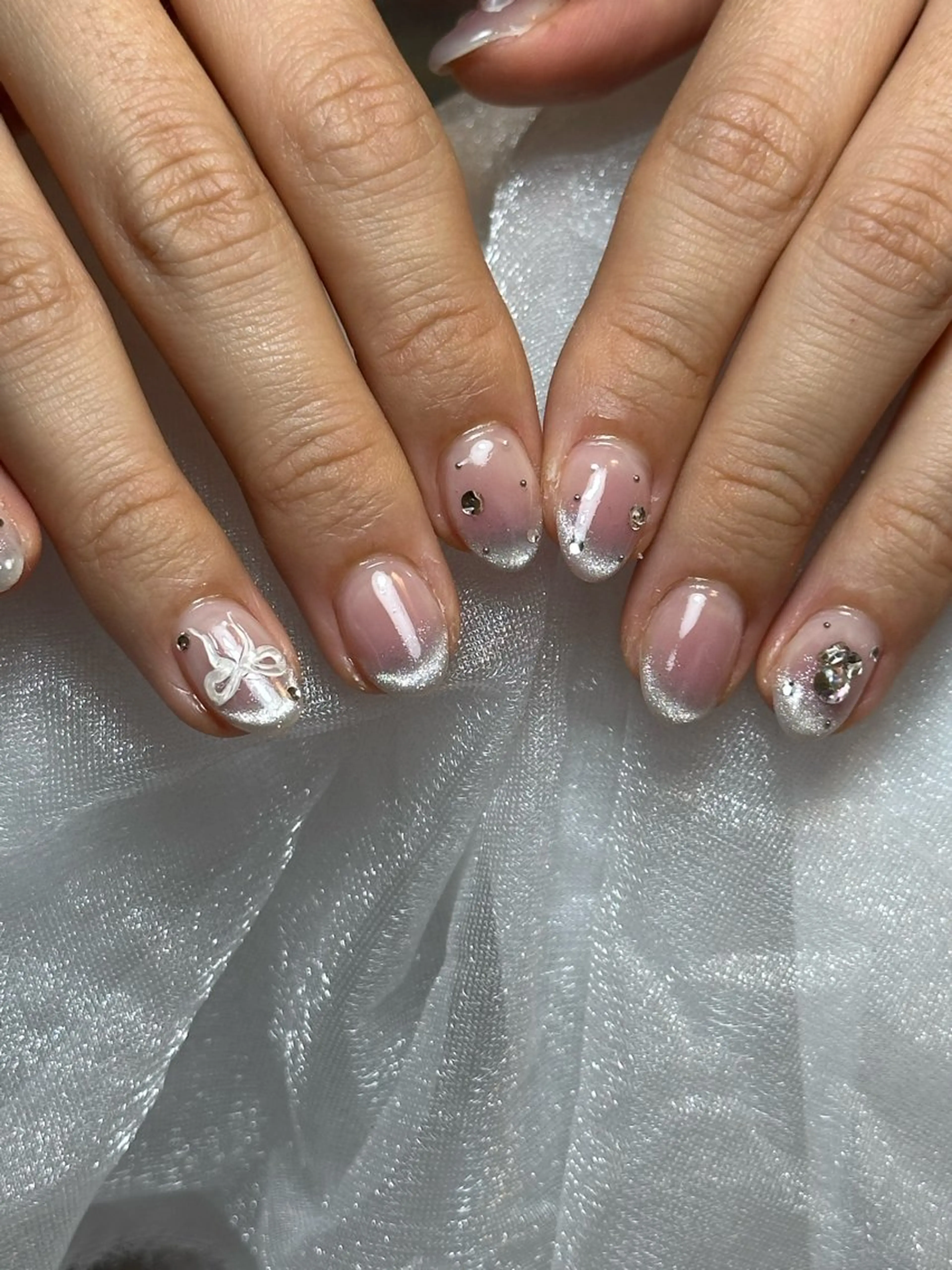 ネイル チークネイル マグネットネイル ストーンネイル ハンドネイル LadyNail aoiのネイルデザイン