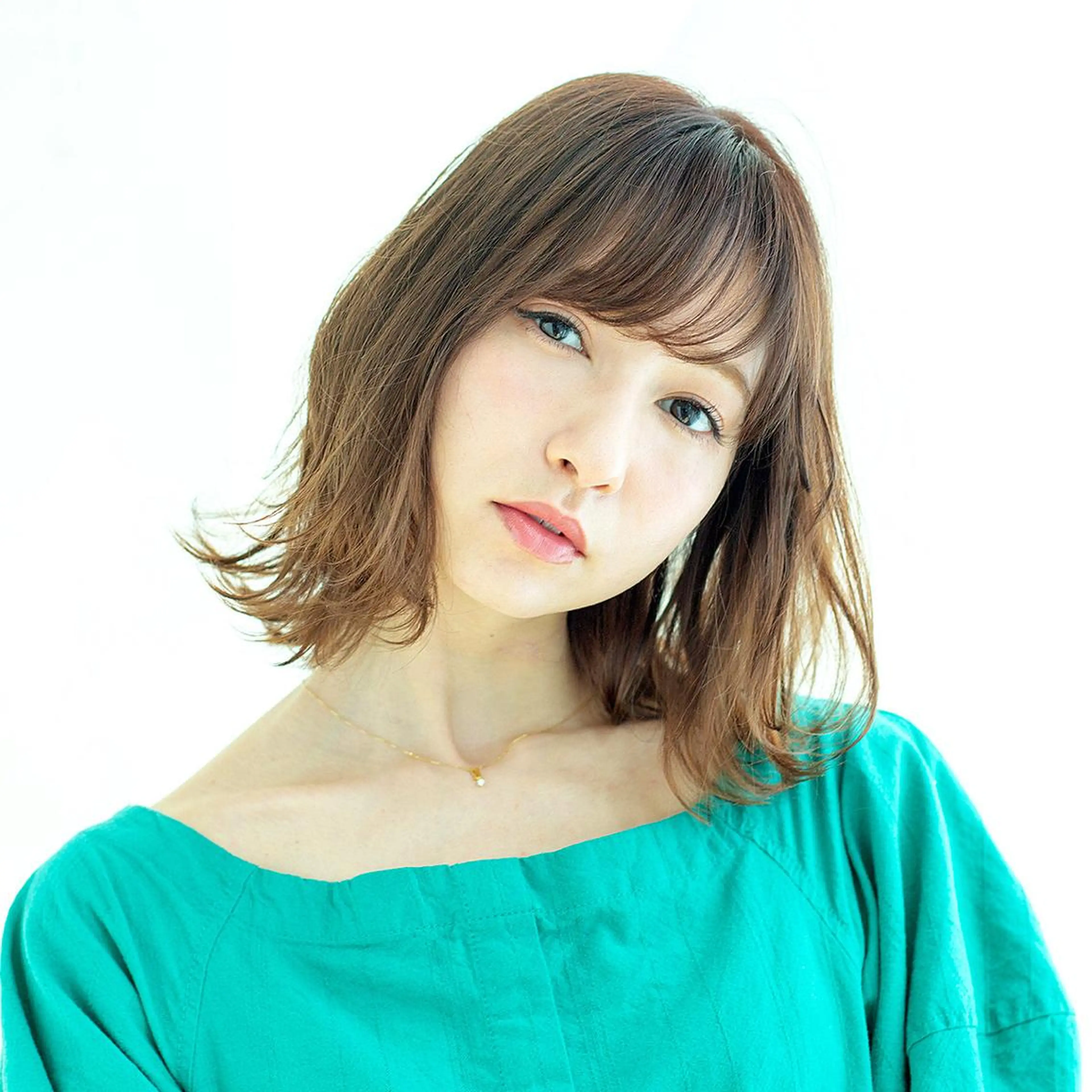 ミディアム カラー ゆうつ やすひとのヘアスタイル