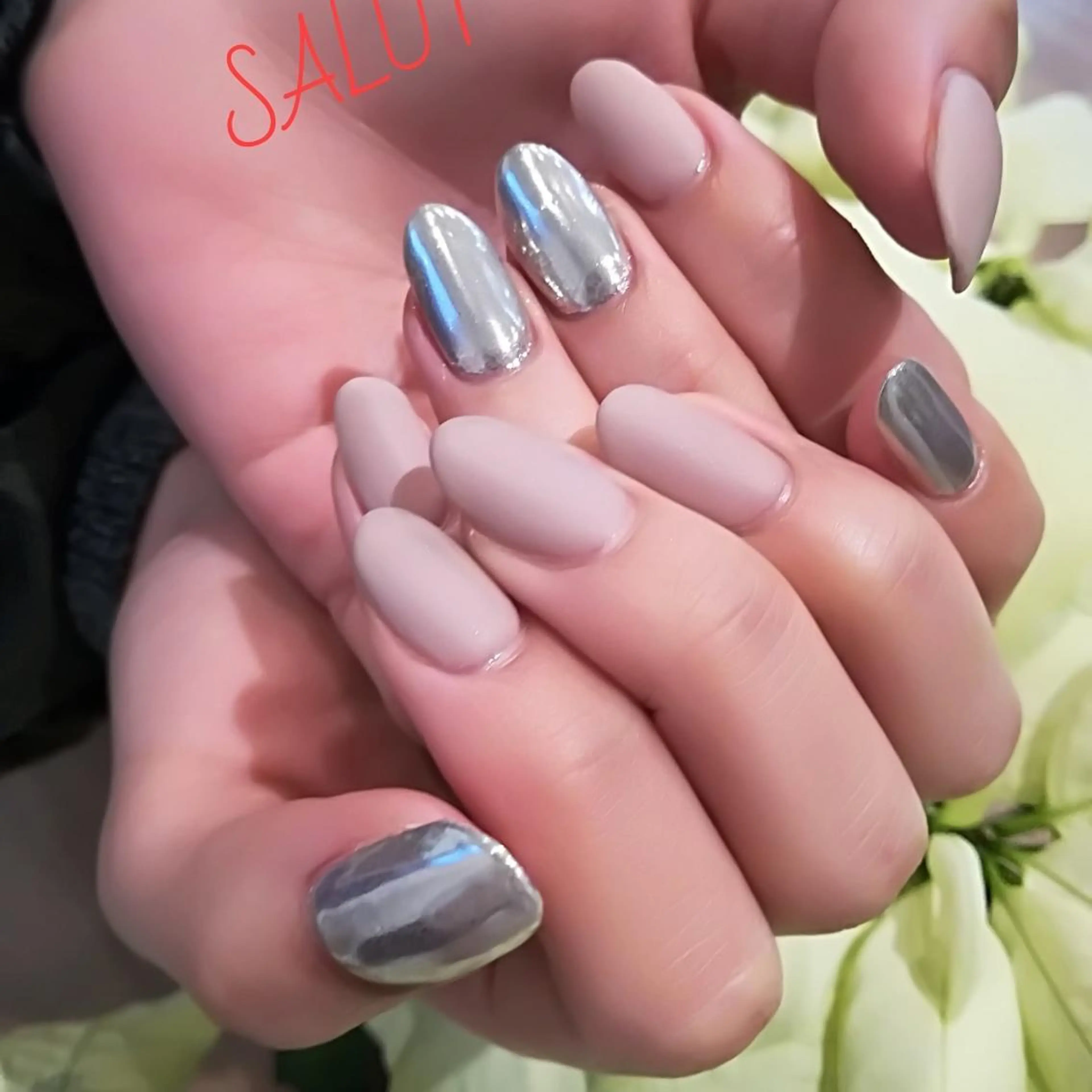 セミロング 艶髪/艶カラー 🕊️MAKIKOのヘアスタイル