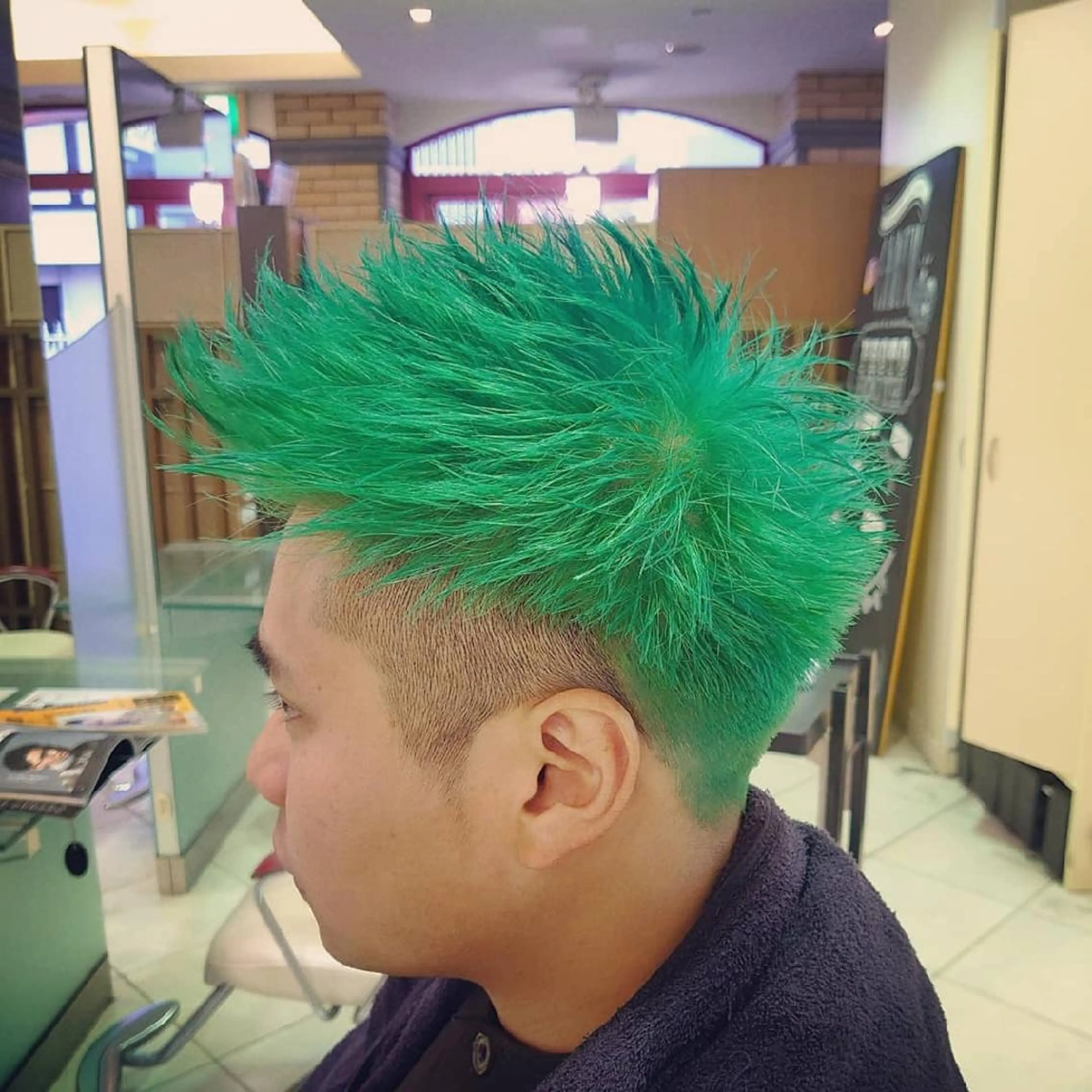 ショート カラー メンズ モヒカン 🐺デザインウルフ / 一ノ瀬 凌🐺のヘアスタイル