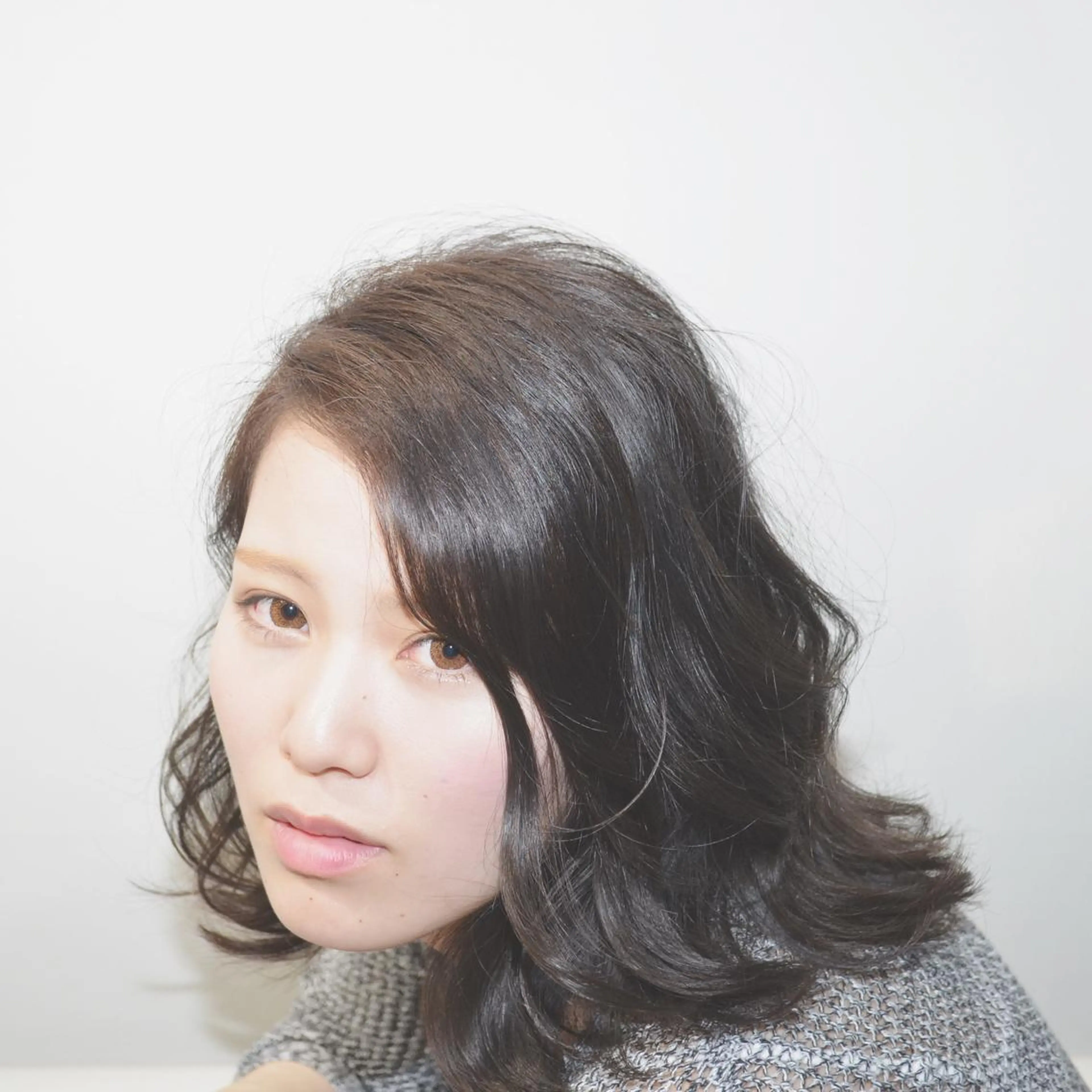 ミディアム 髪質改善ストレート、 カラー清野雄大のヘアスタイル