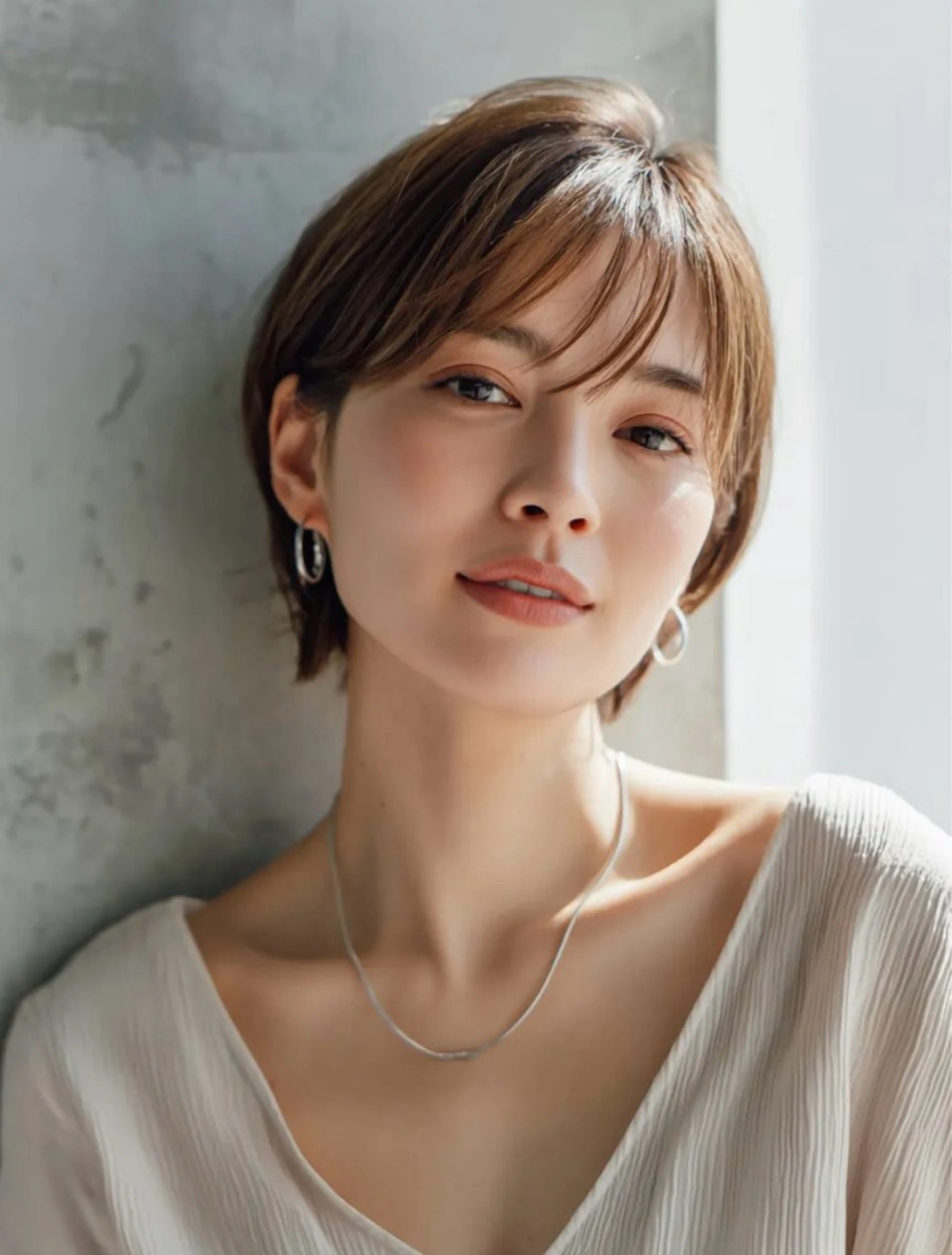 ショート カラー 北川大輔🌟 小顔レイヤーカットのヘアスタイル