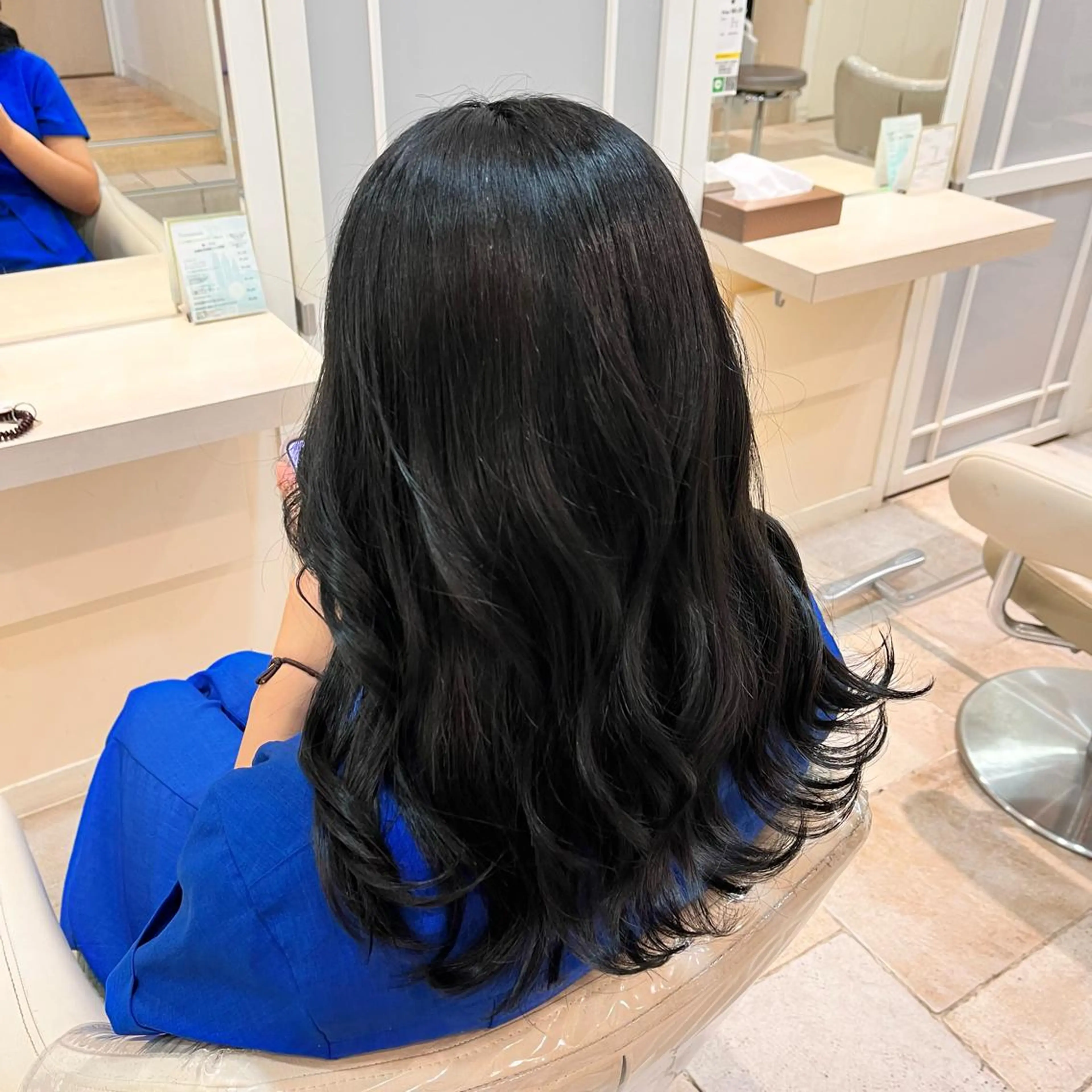 セミロング ハイトーン/ブリーチ 栄/Sayakaのヘアスタイル