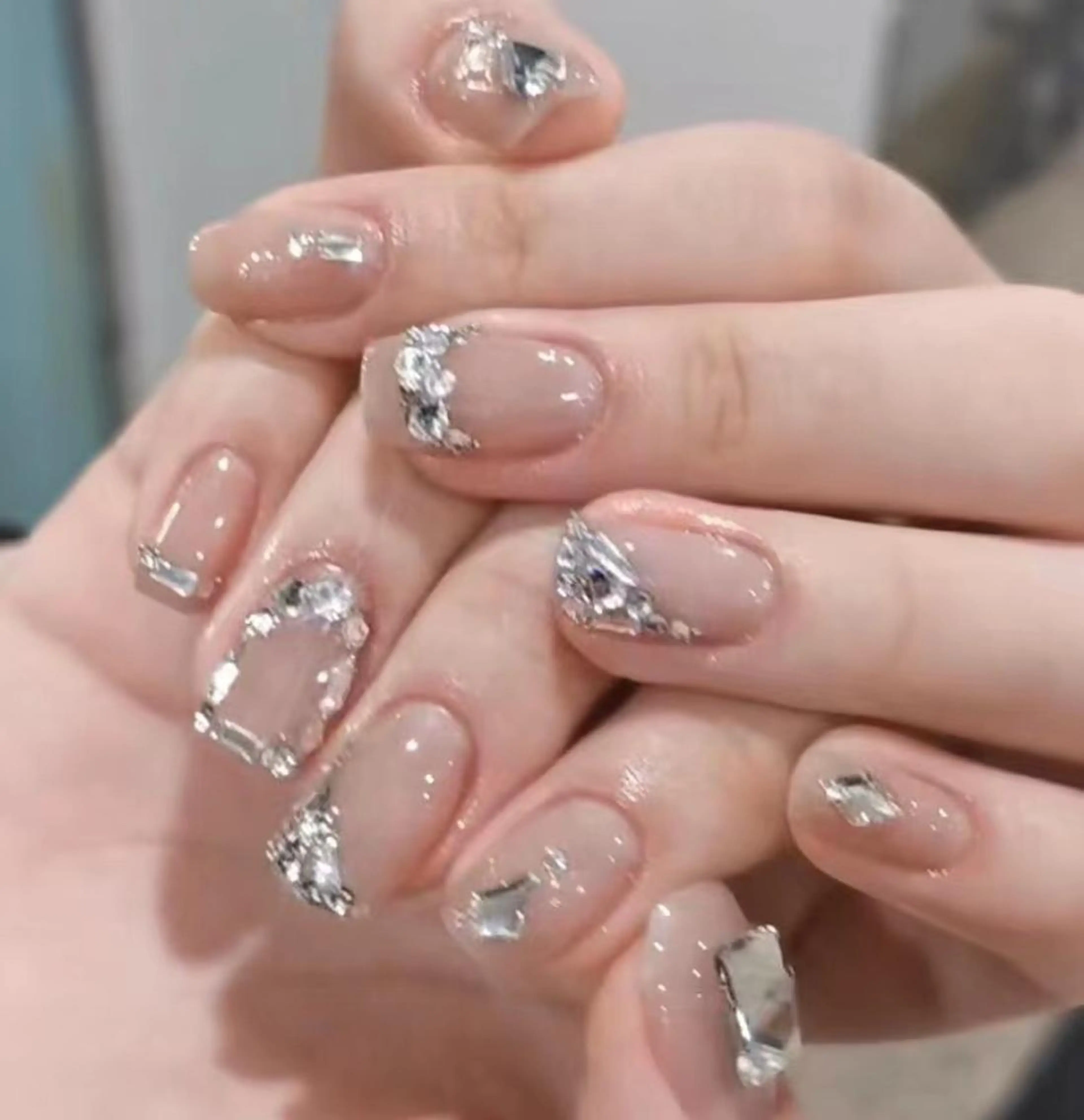 ネイル ハンドネイル Queens ciciのネイルデザイン