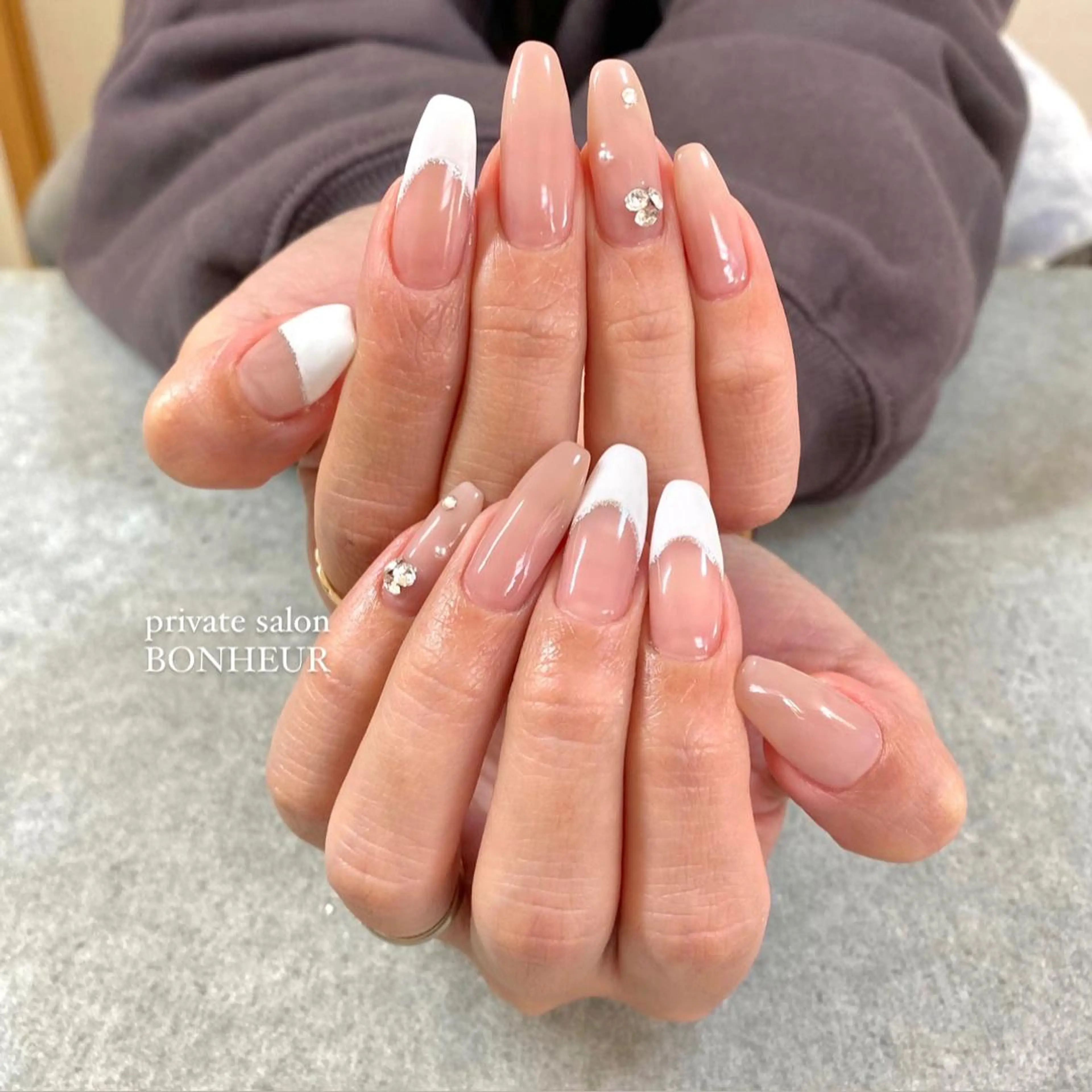 ネイル ハンドネイル BONHEUR Annaのネイルデザイン