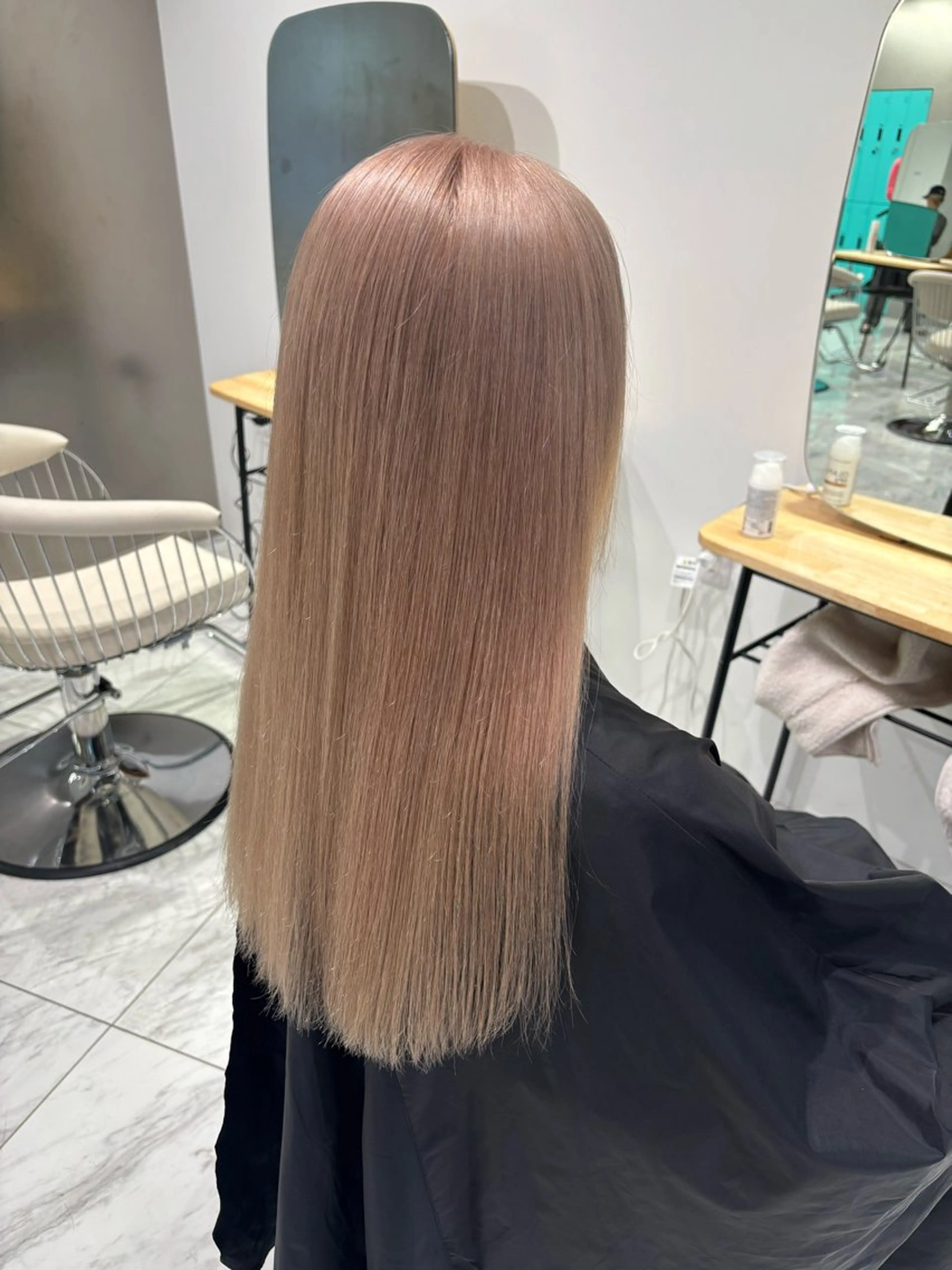 ミディアム カラー ヘアカラー ハイトーン/ miyu🧚🏻のマツエク・マツパデザイン