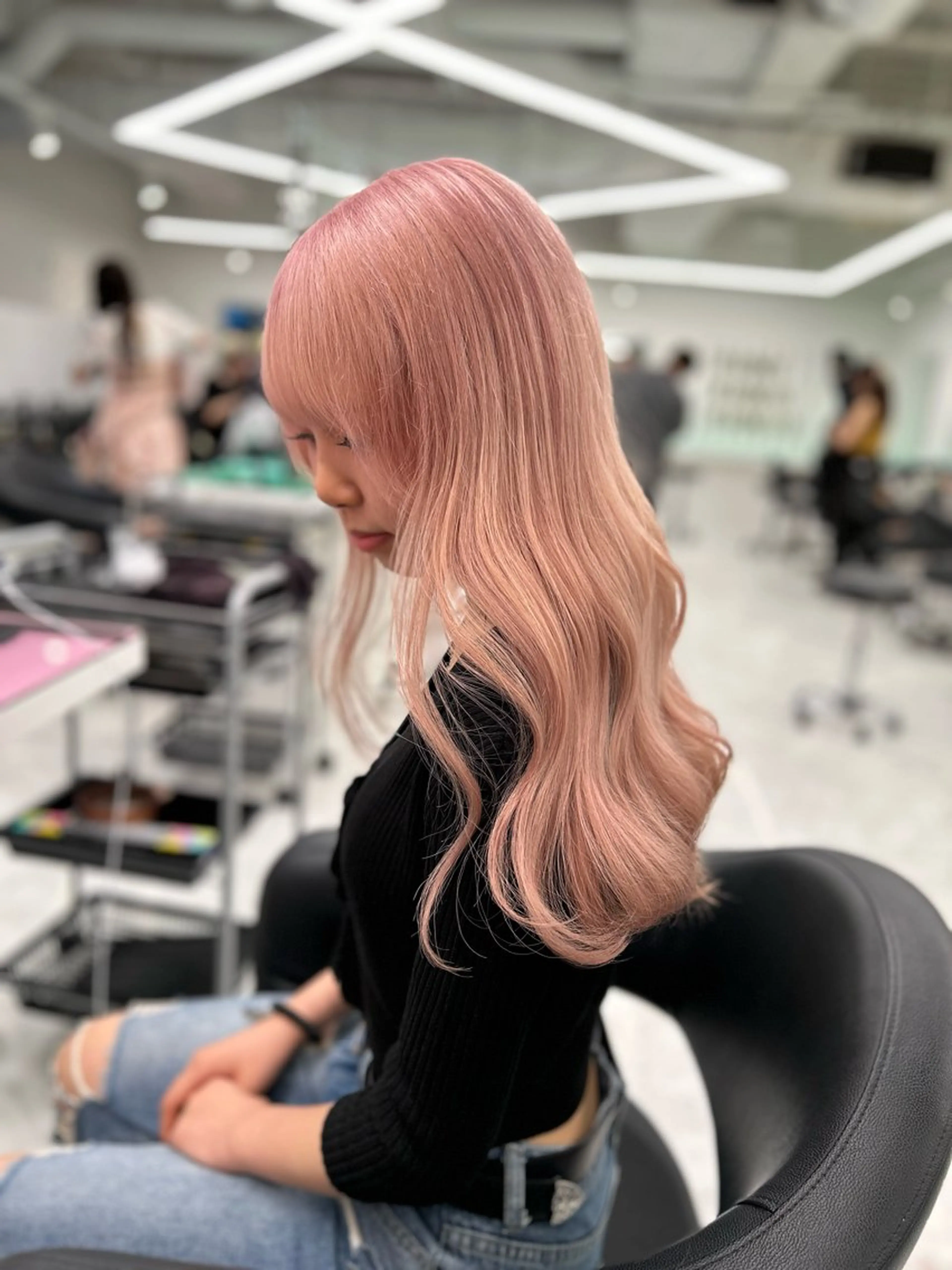 ロング トレンドモテカラー 🩷色落ちまで可愛くのヘアスタイル